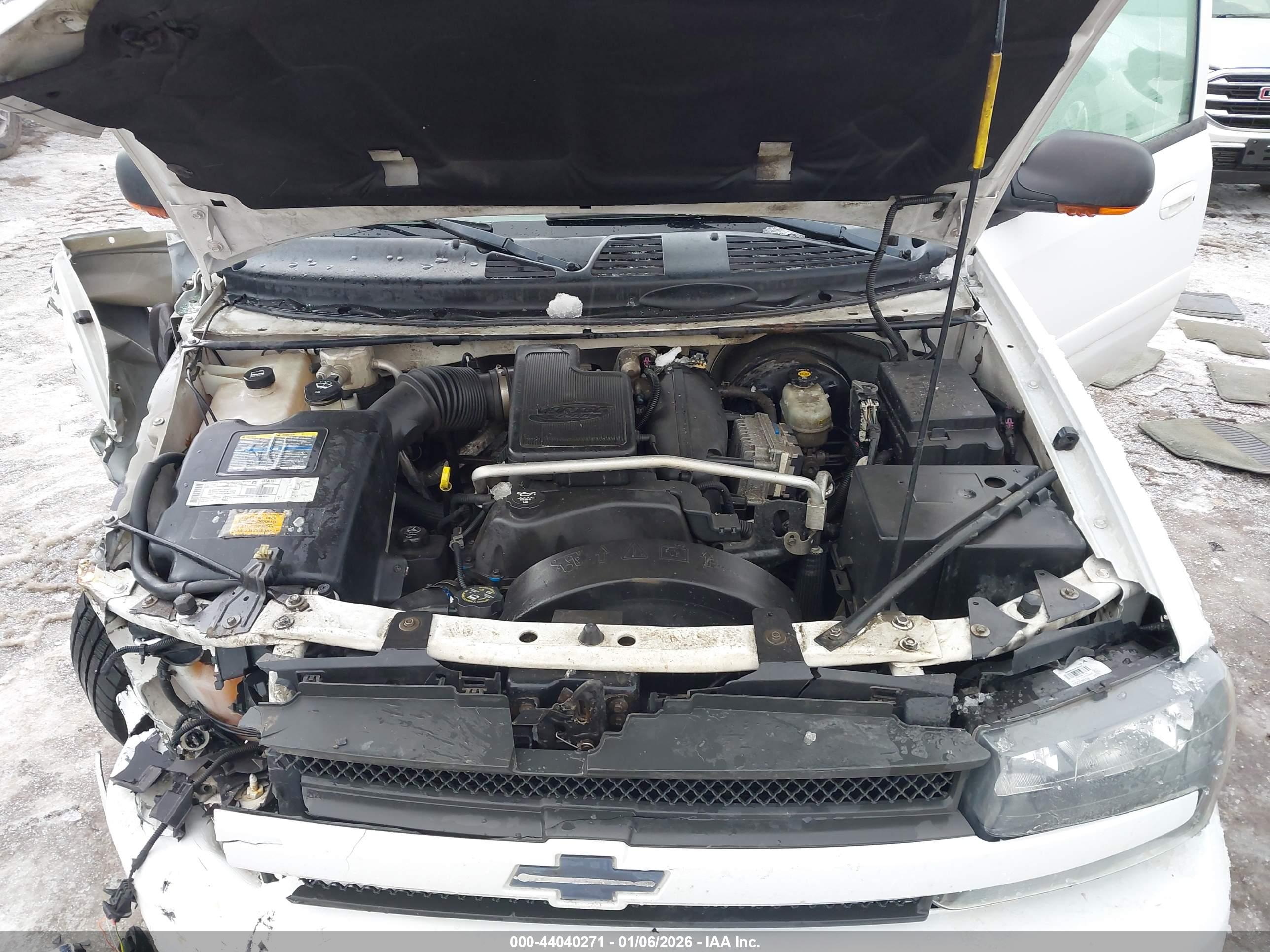 CHEVROLET TRAILBLAZER image 10