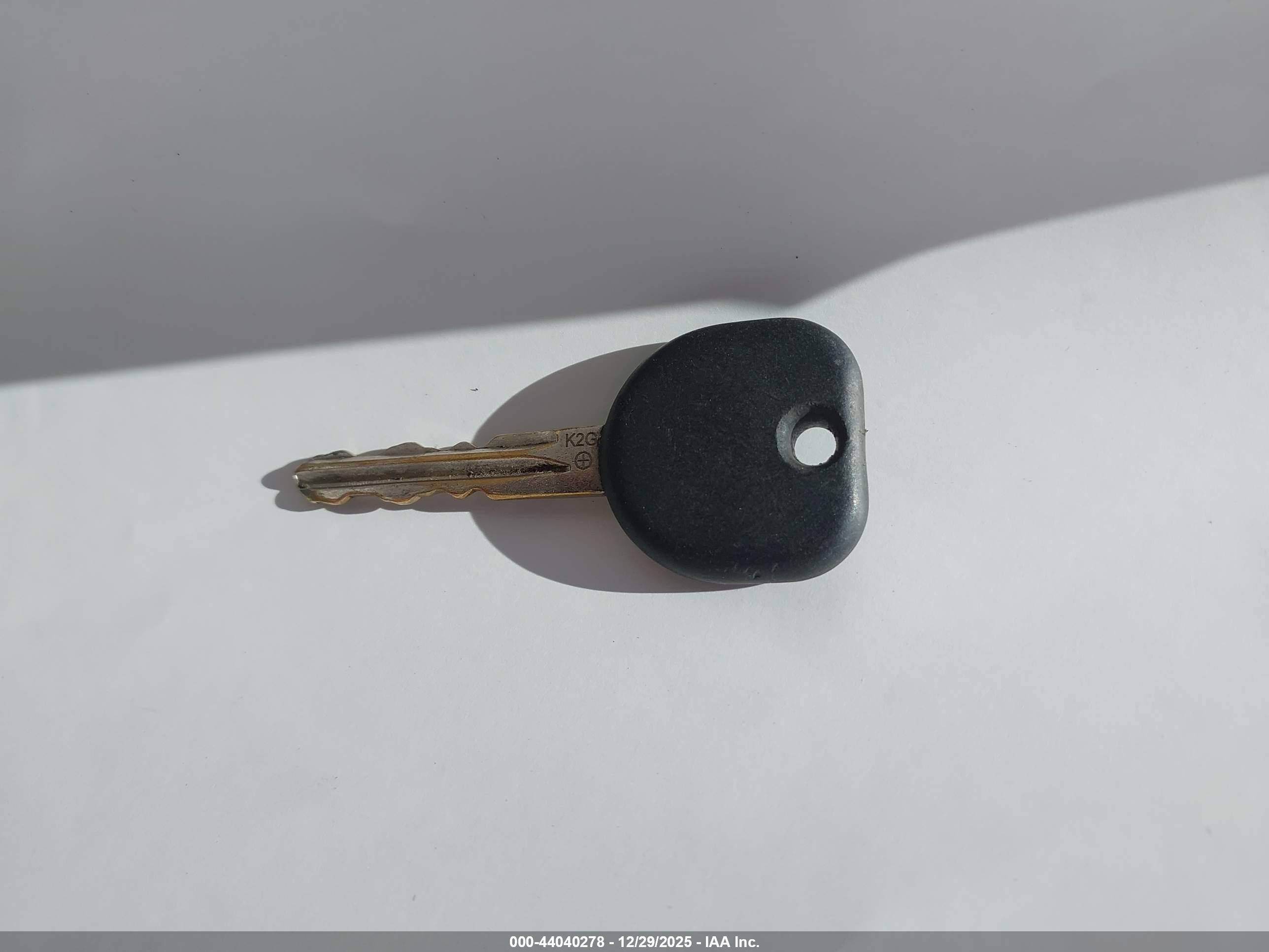 GMC YUKON image 11