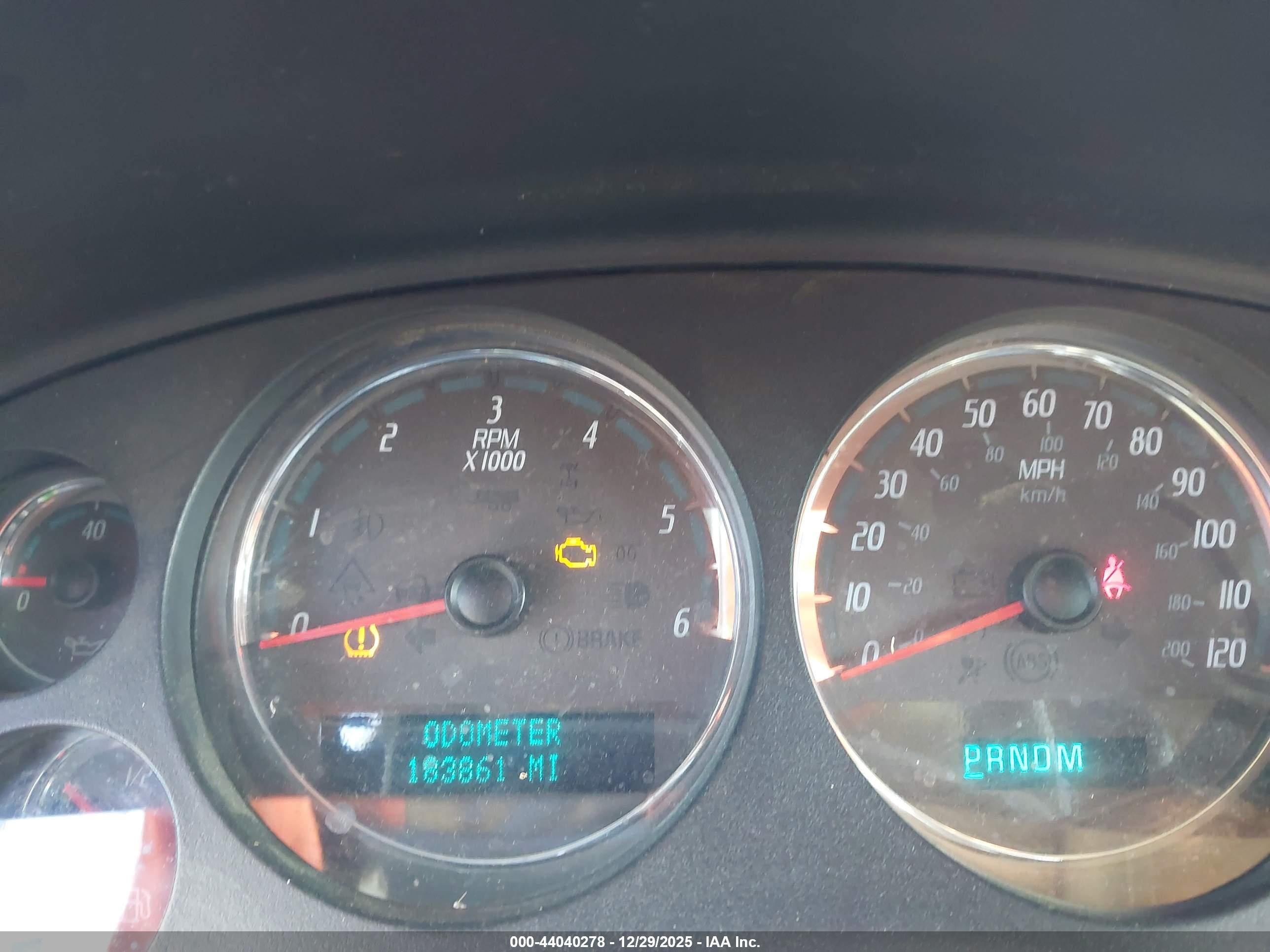 GMC YUKON image 7