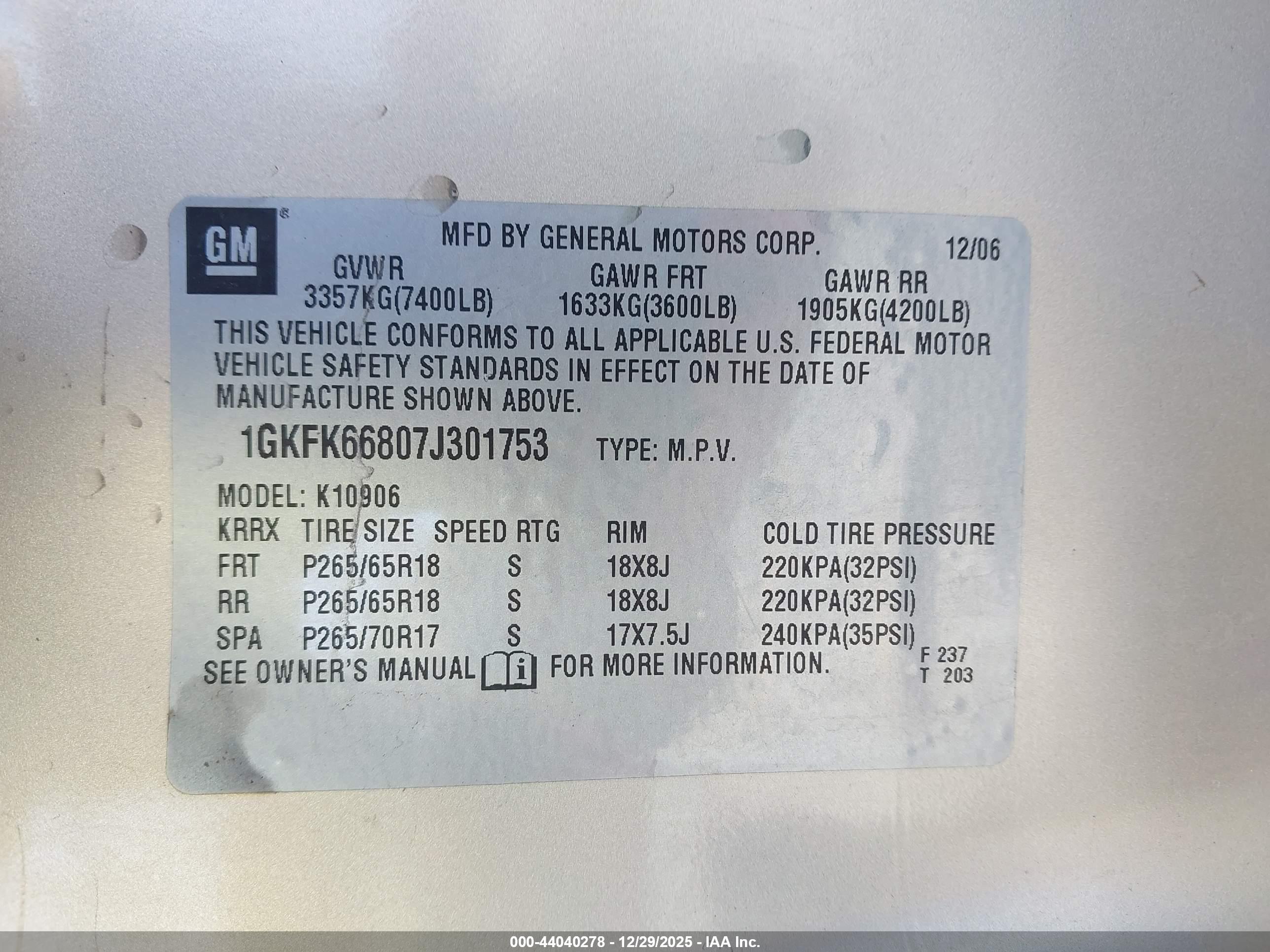 GMC YUKON image 9