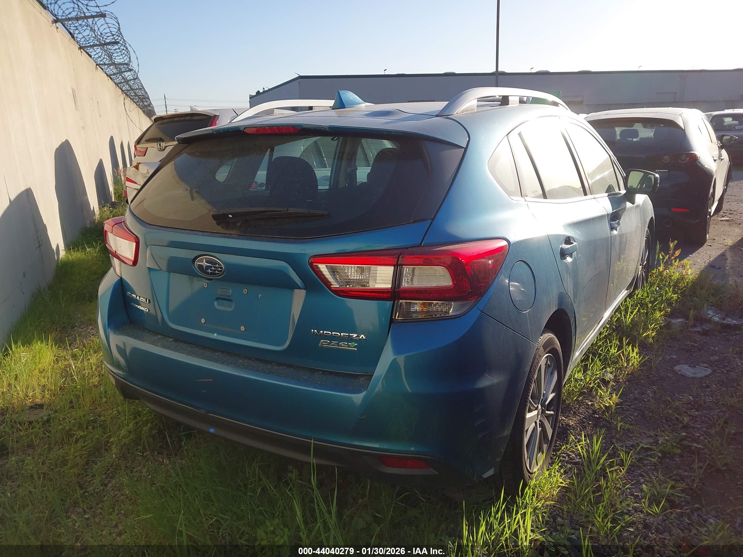 SUBARU IMPREZA image 4
