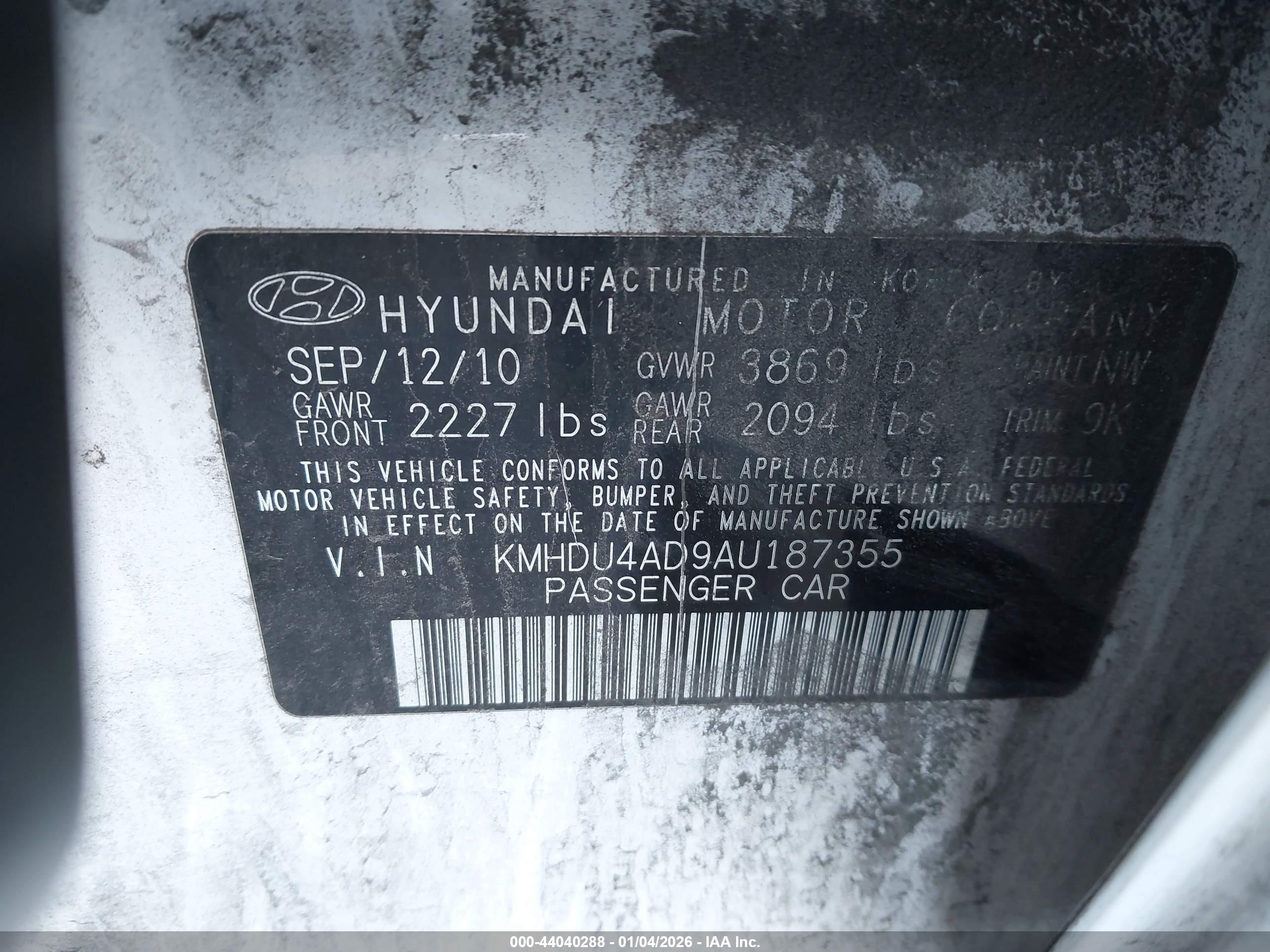 HYUNDAI ELANTRA image 9
