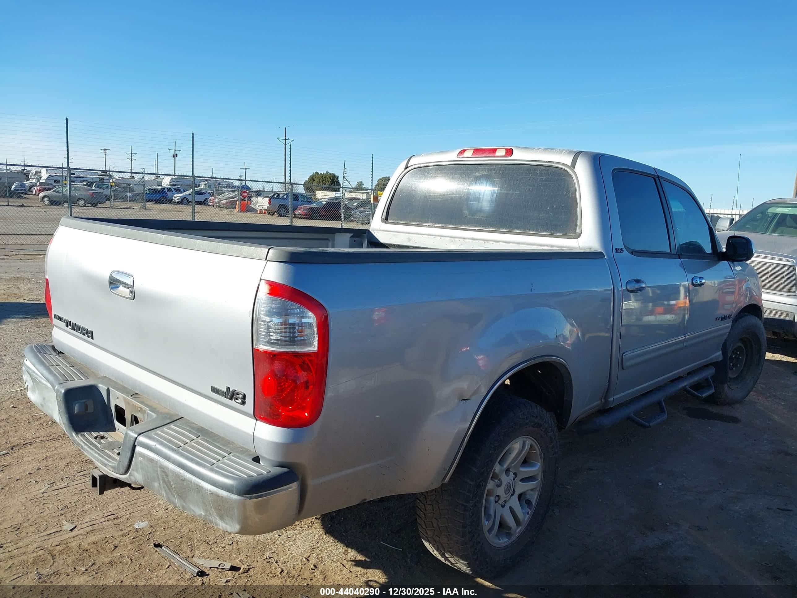TOYOTA TUNDRA image 4