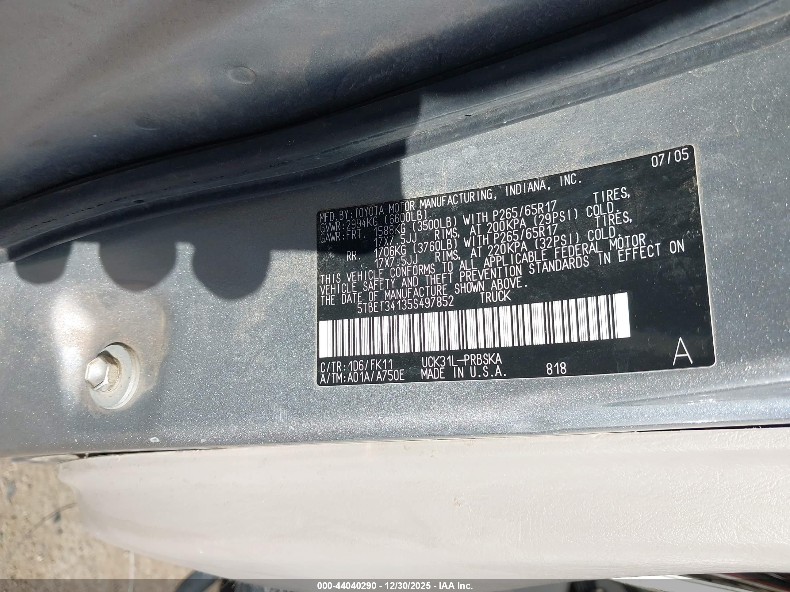 TOYOTA TUNDRA image 9