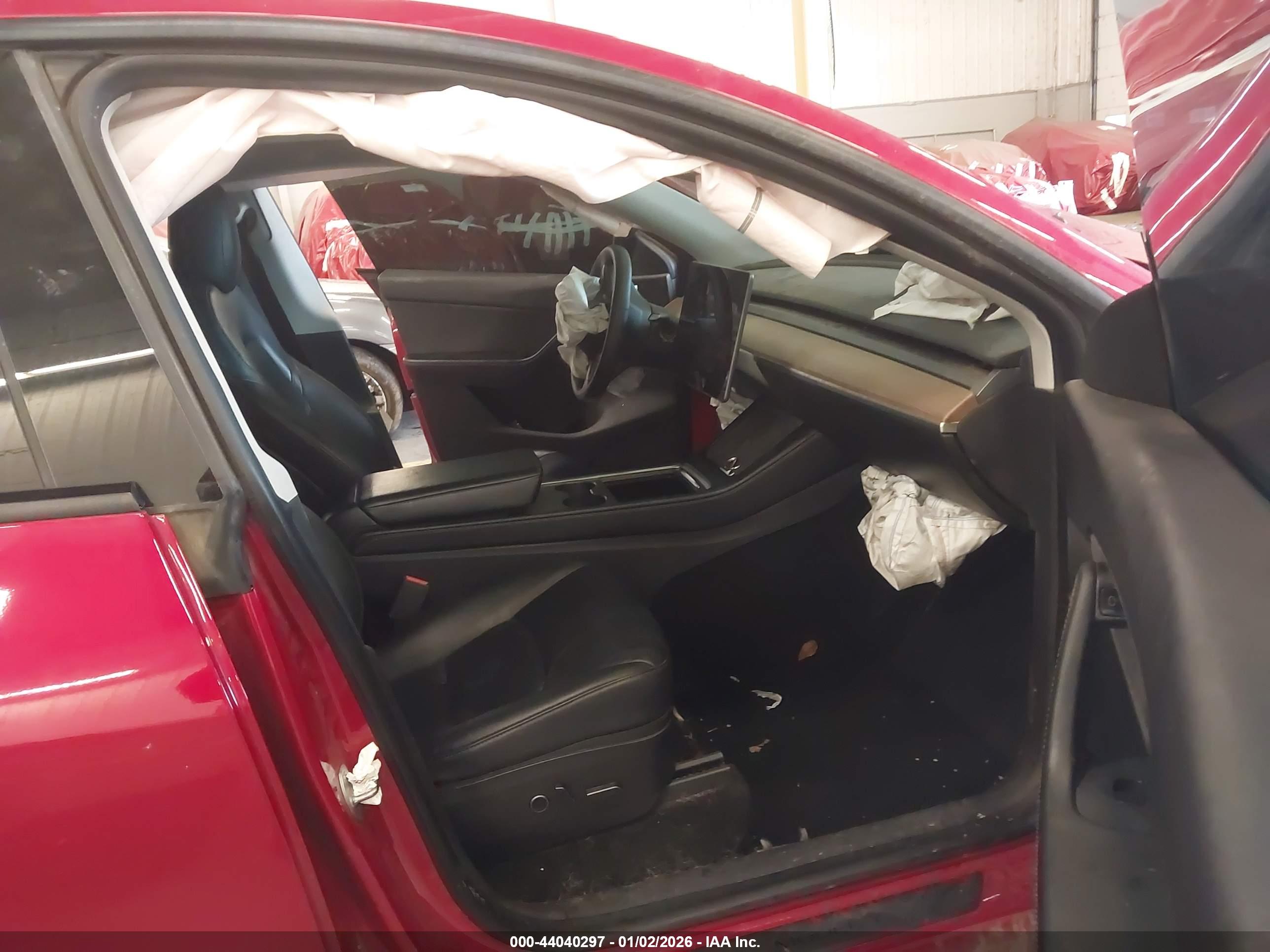 TESLA MODEL image 5