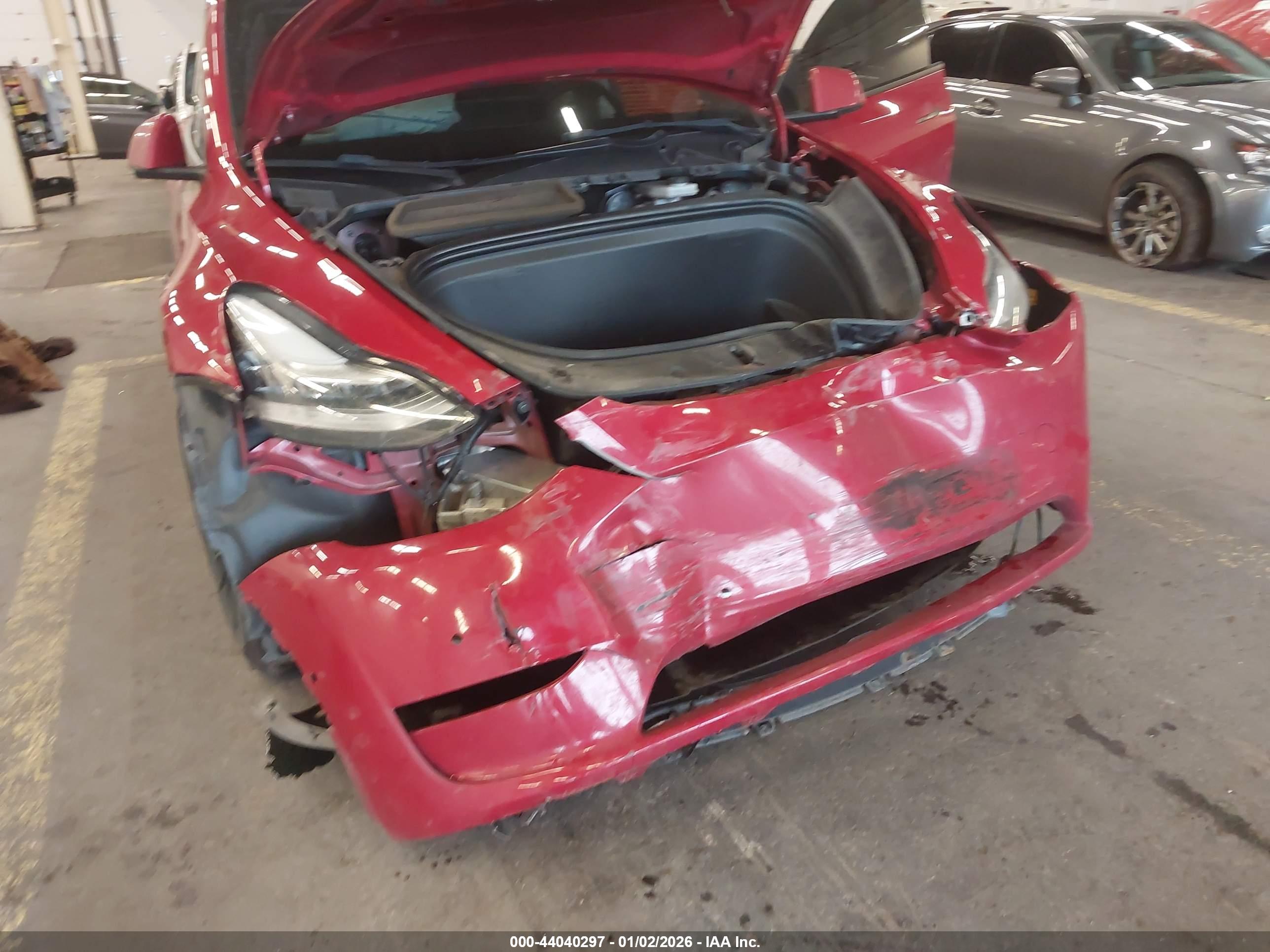 TESLA MODEL image 6