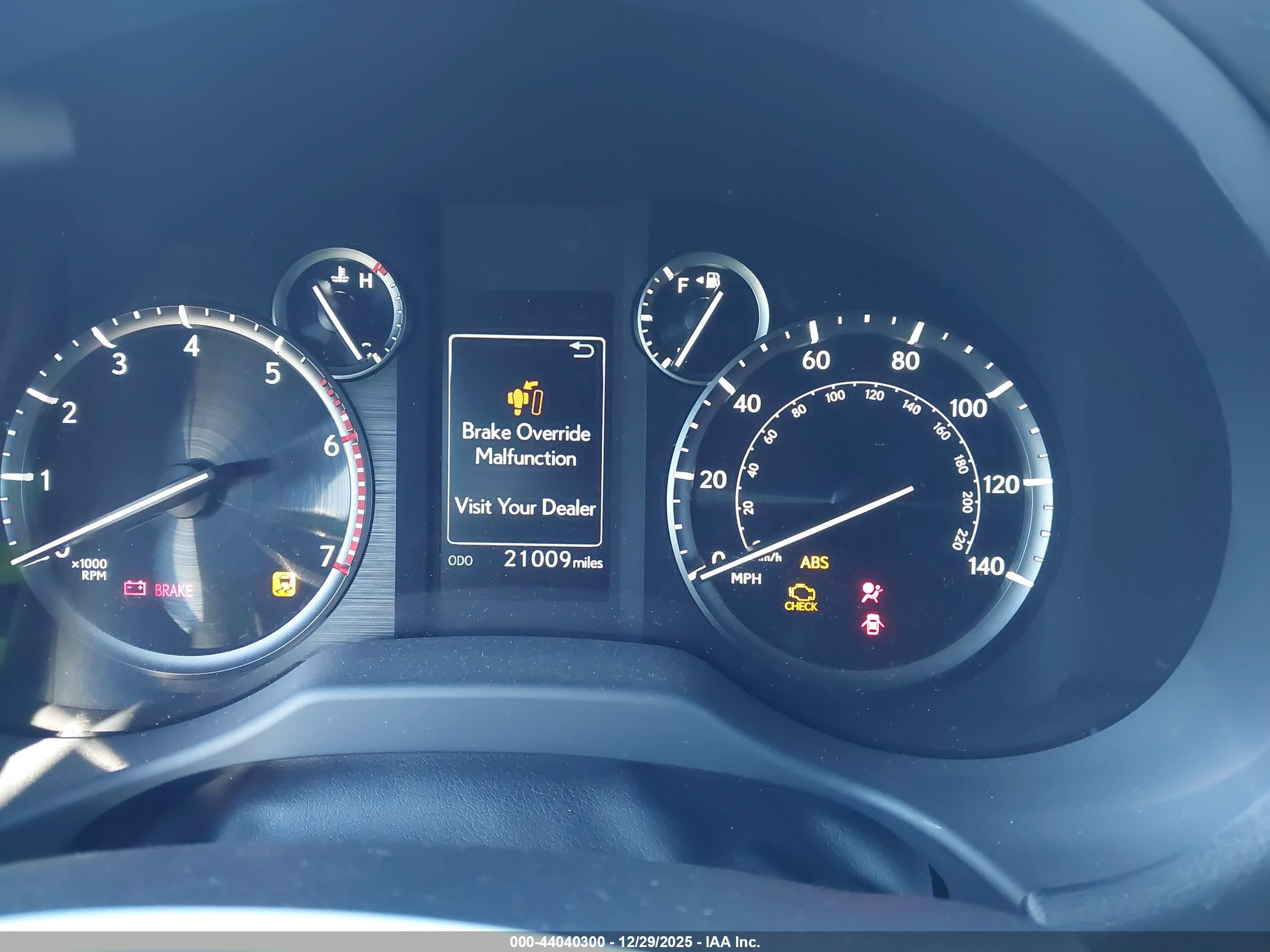 LEXUS GX image 7