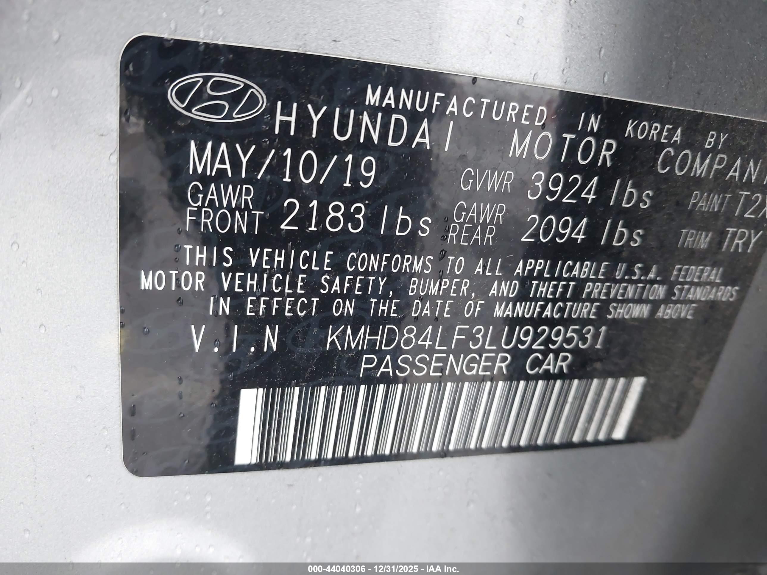 HYUNDAI ELANTRA image 9