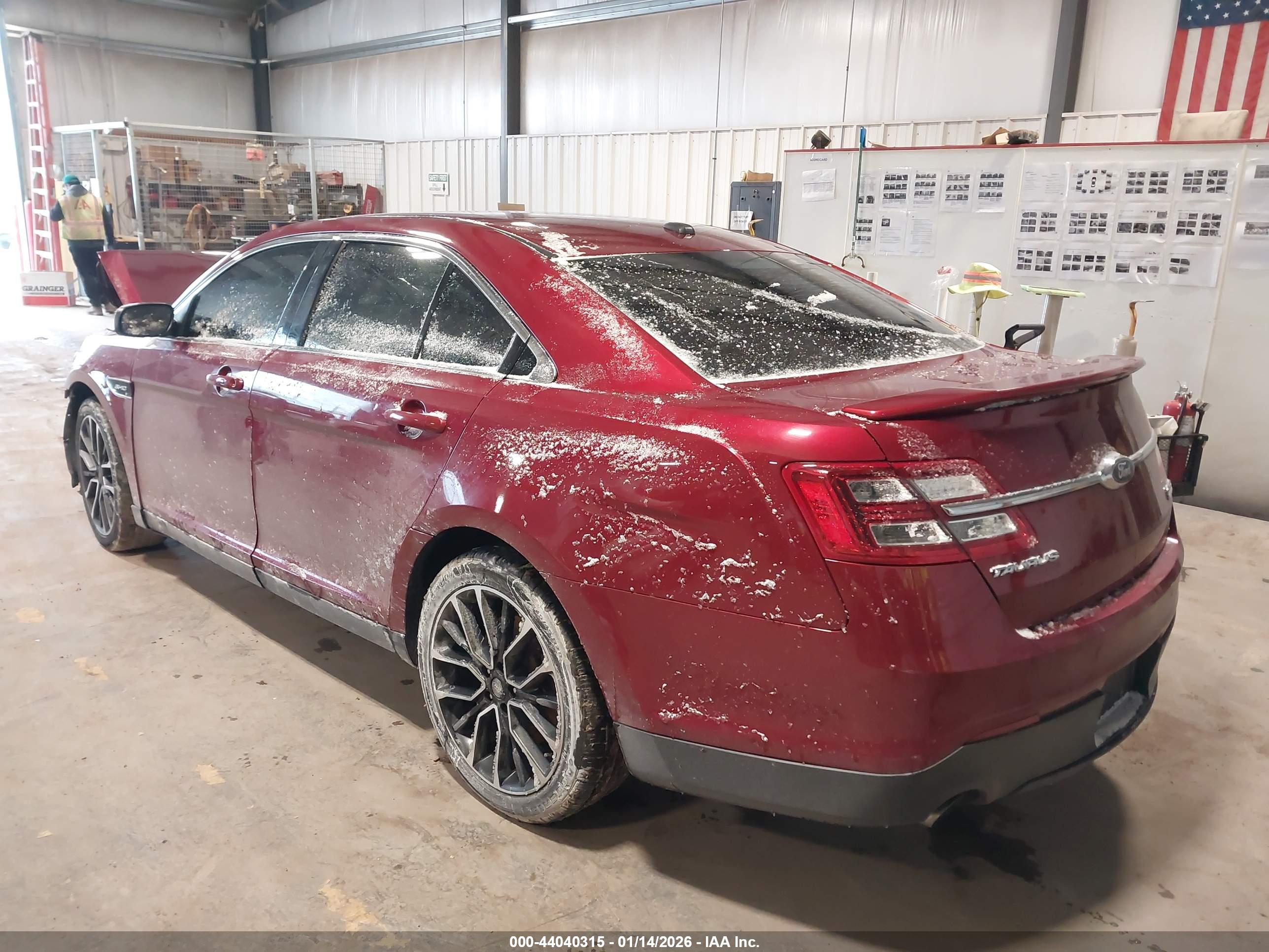 FORD TAURUS image 3