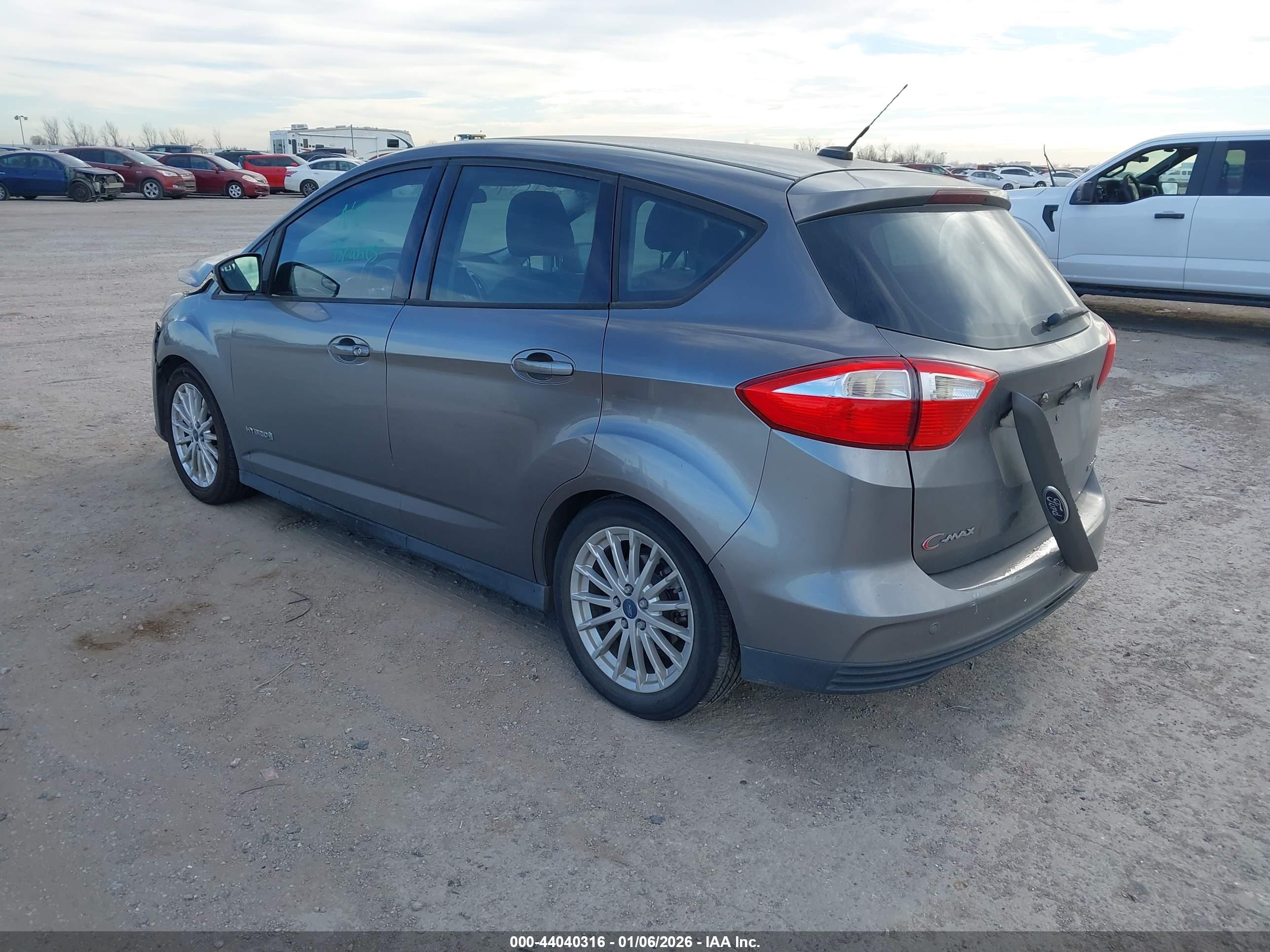 FORD C-MAX image 3