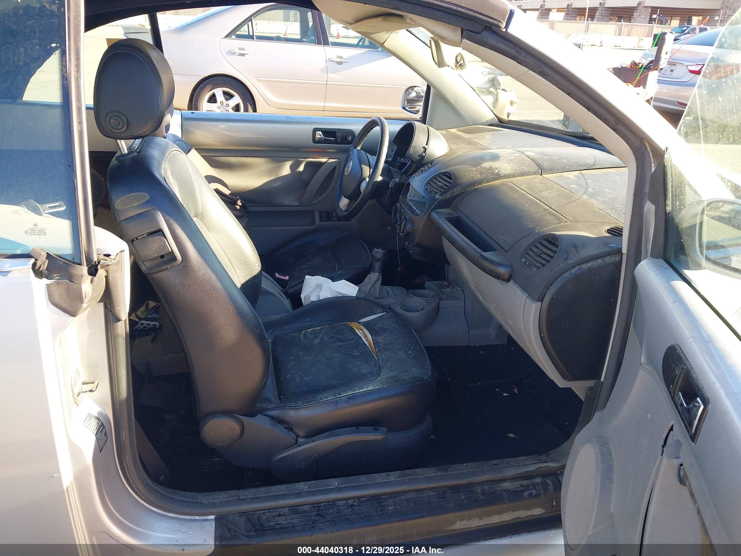 VOLKSWAGEN NEW image 5