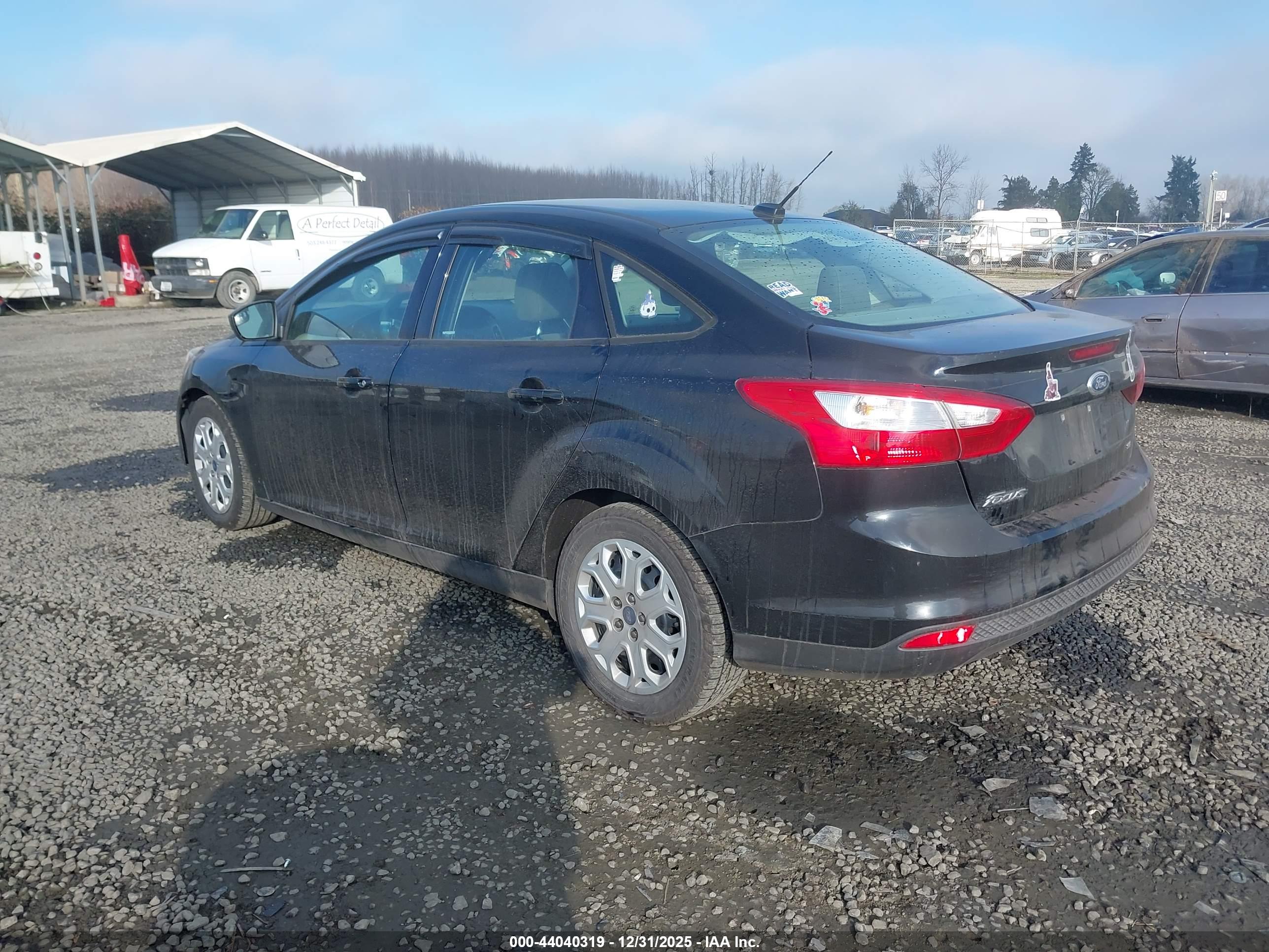 FORD FOCUS image 3