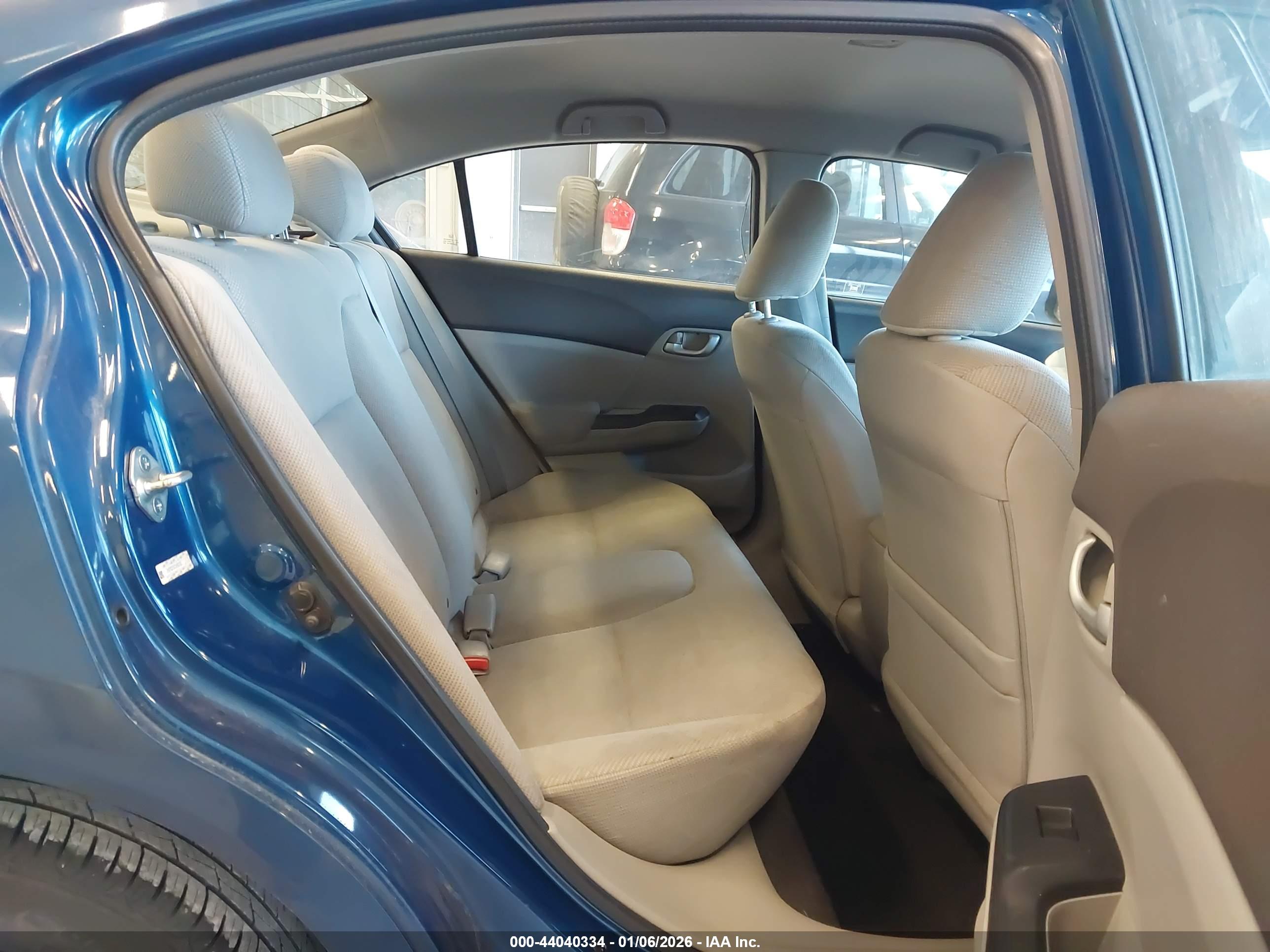 HONDA CIVIC image 8