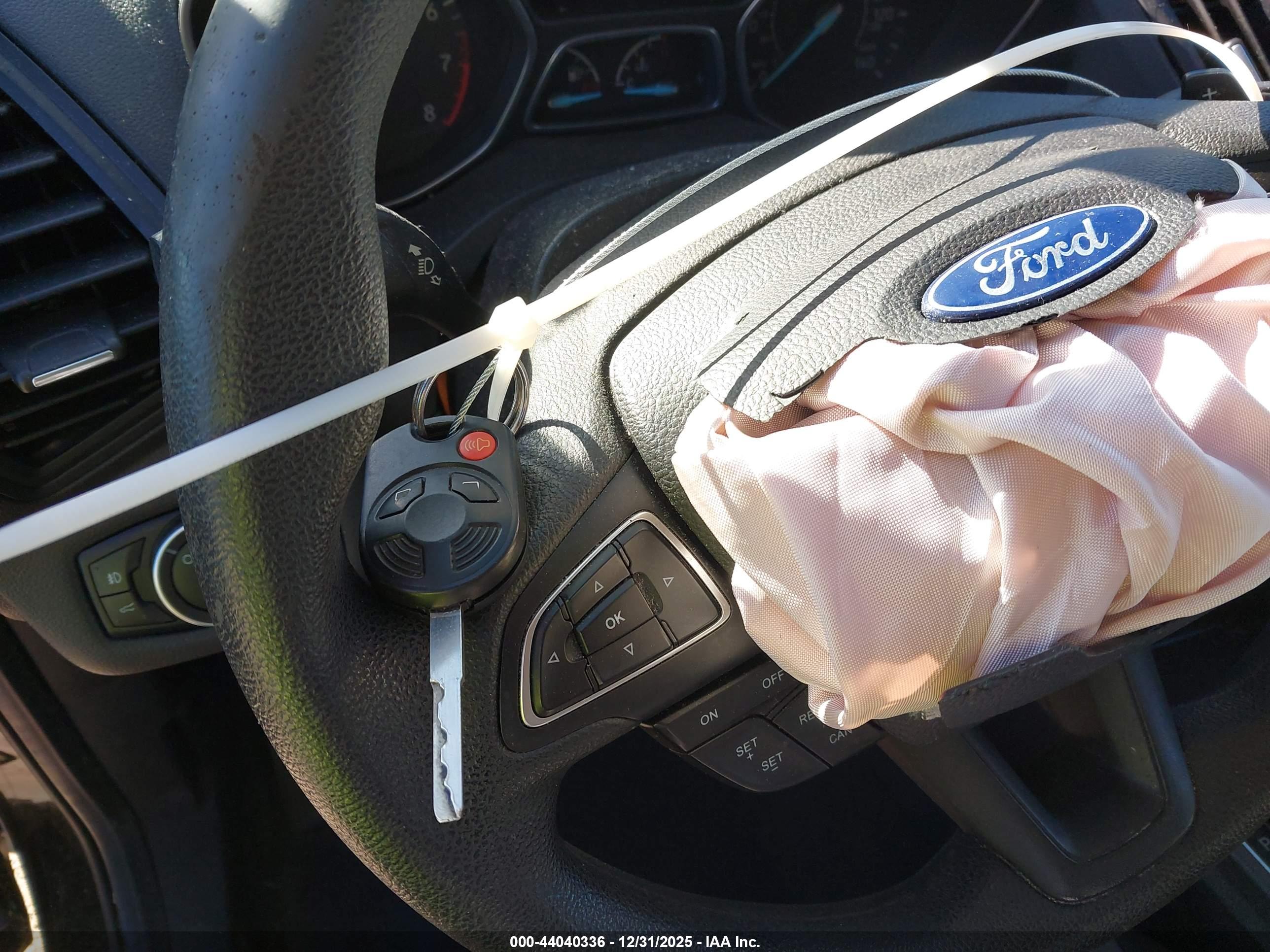 FORD ESCAPE image 11