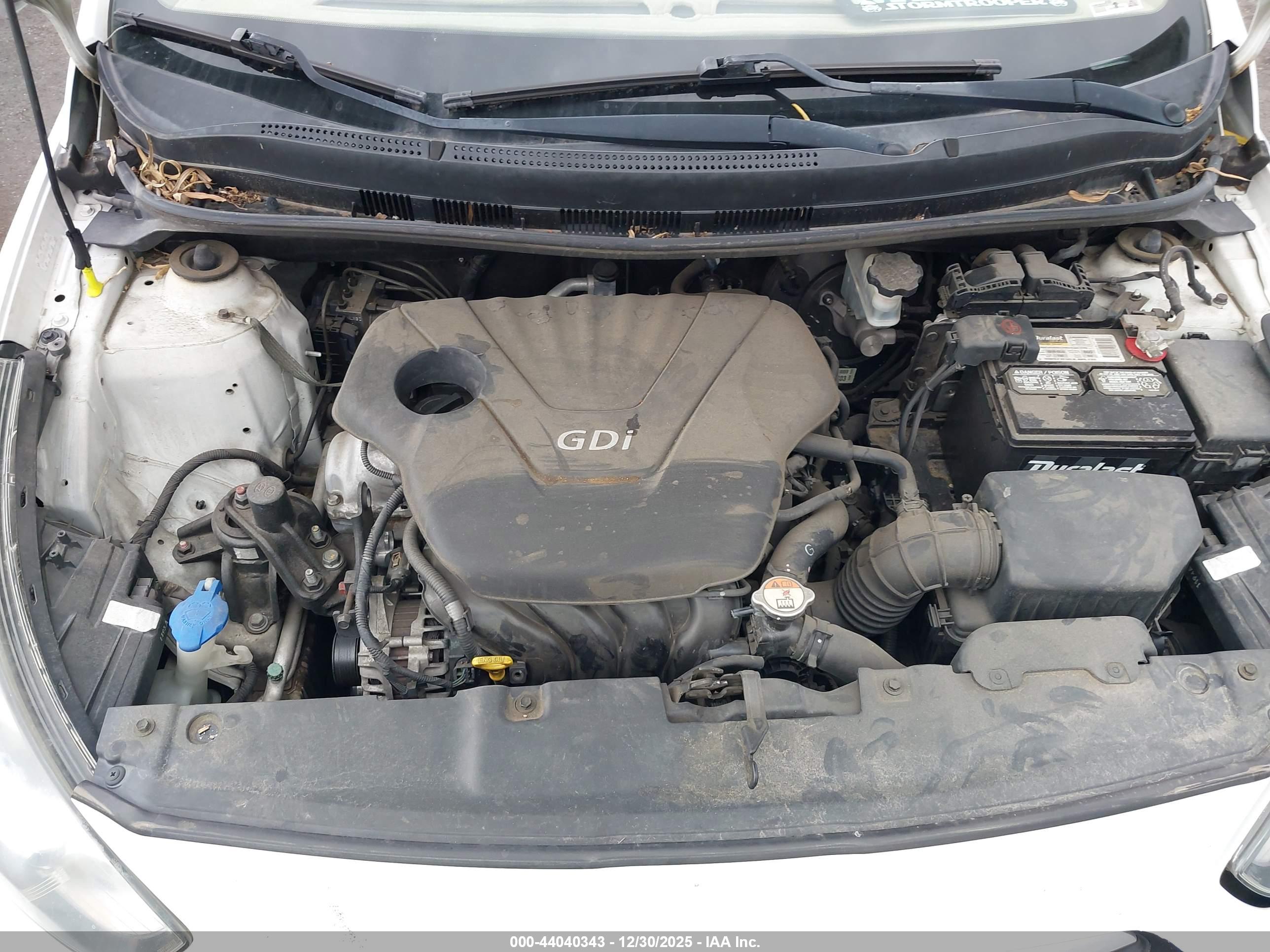 HYUNDAI ACCENT image 10