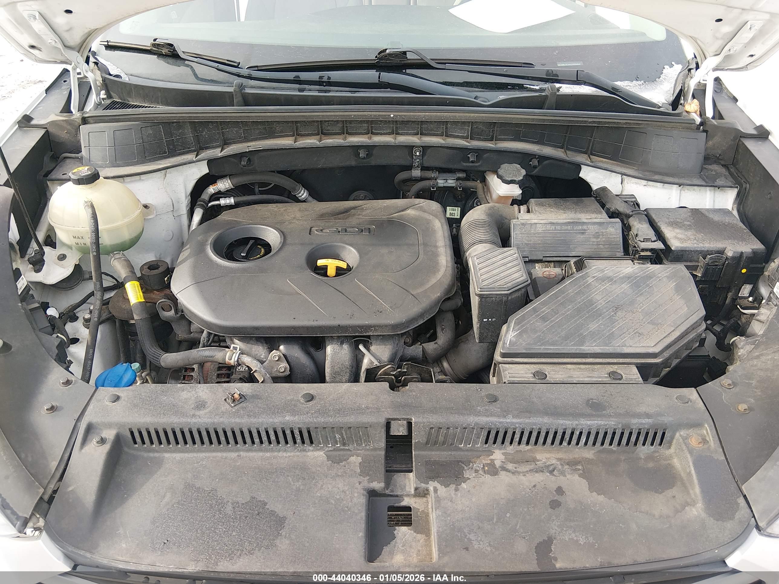HYUNDAI TUCSON image 10