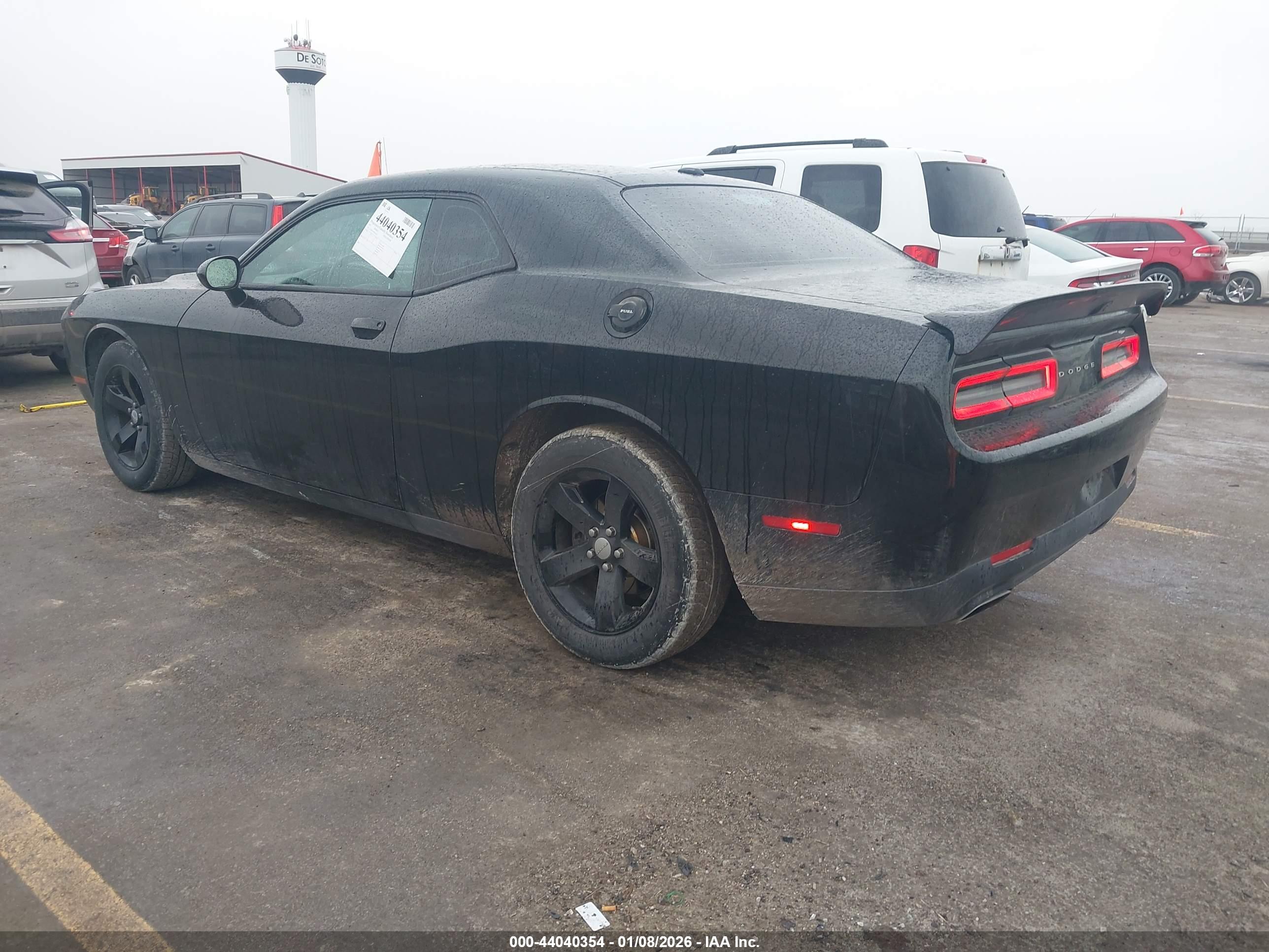 DODGE CHALLENGER image 3