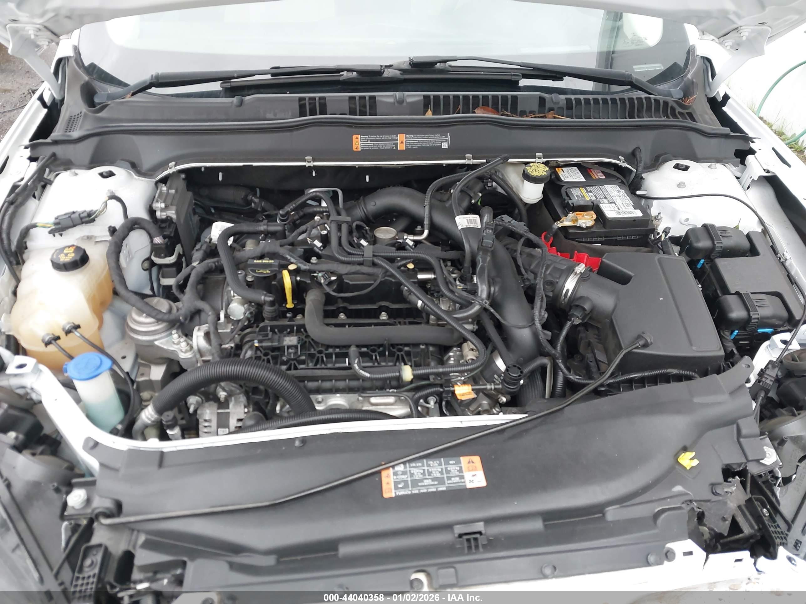 FORD FUSION image 10