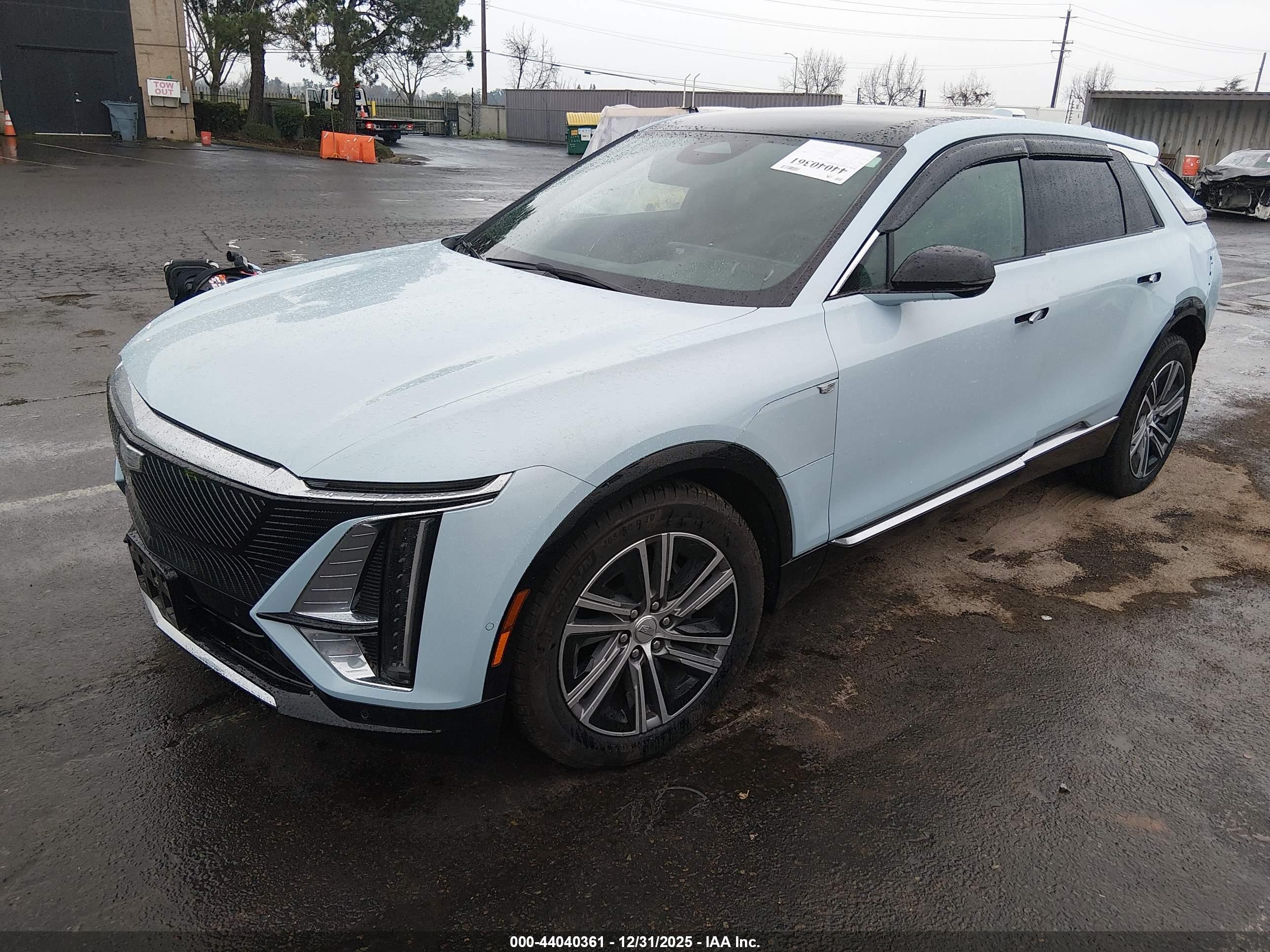 CADILLAC LYRIQ image 2
