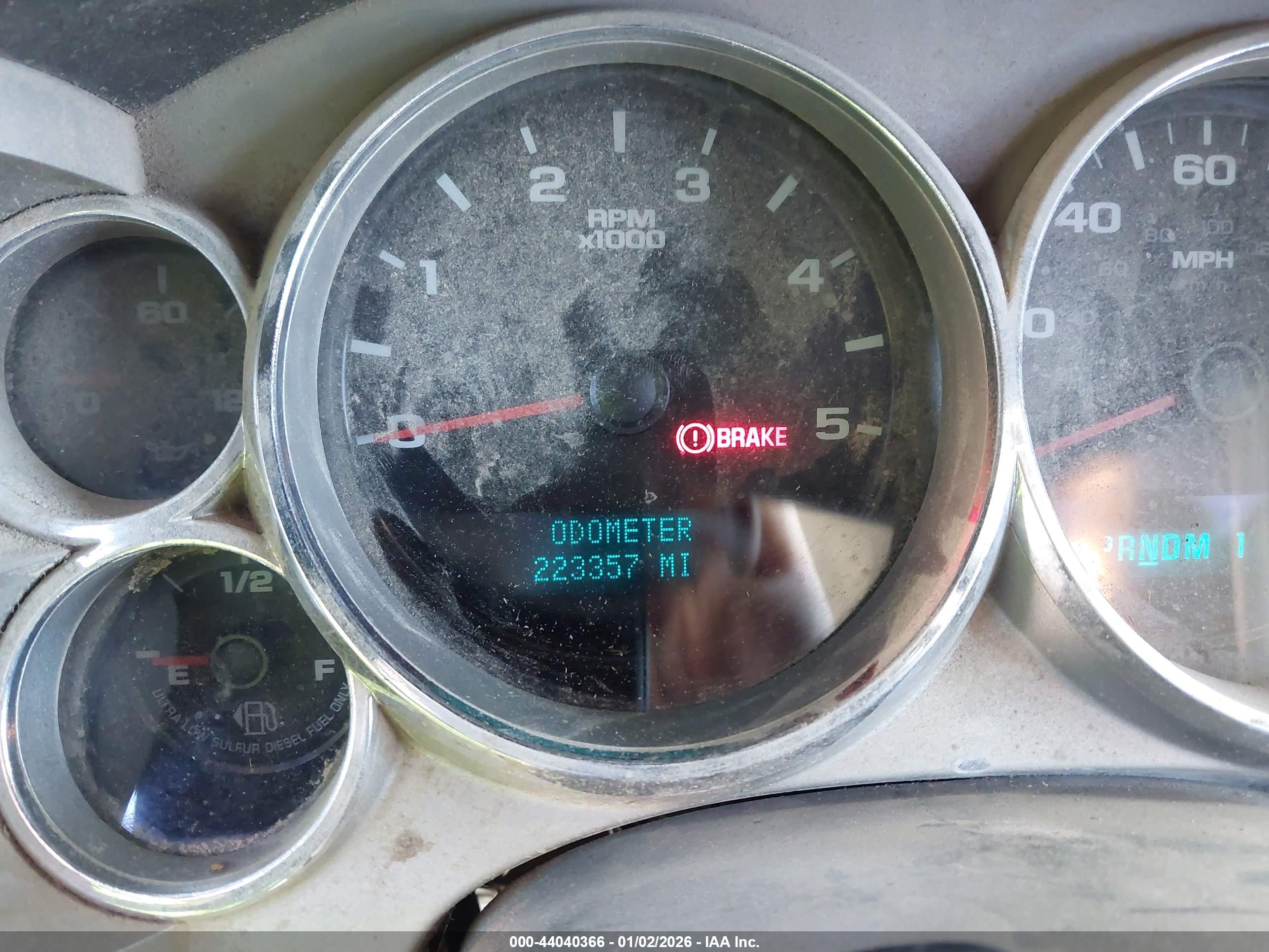 CHEVROLET SILVERADO image 6