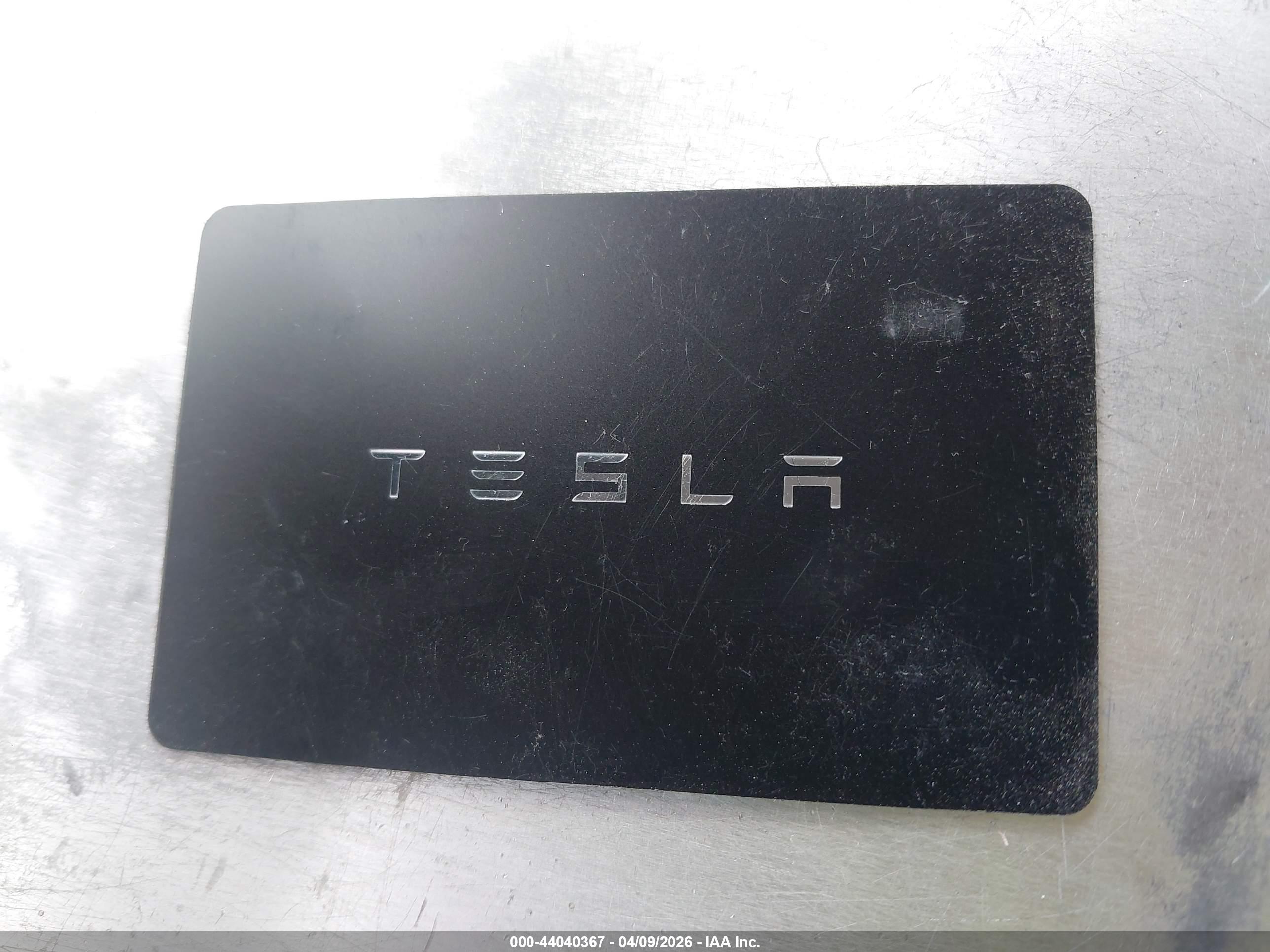 TESLA CYBERTRUCK image 11