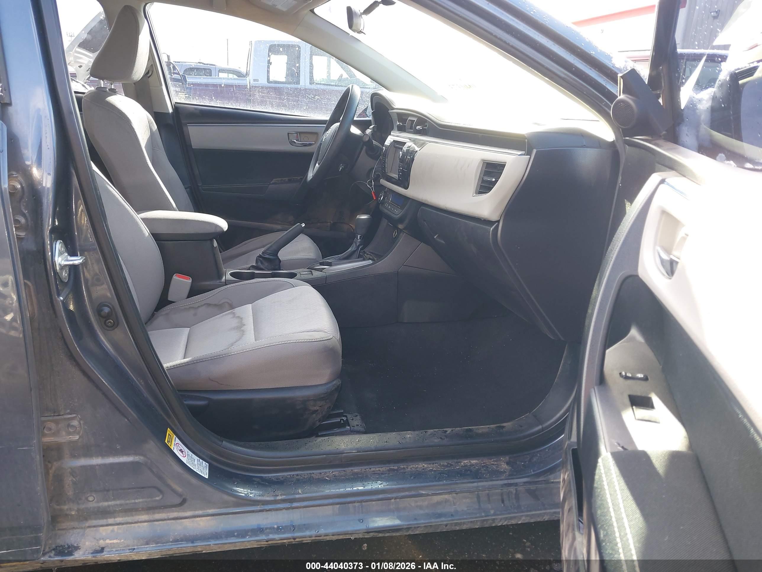 TOYOTA COROLLA image 5