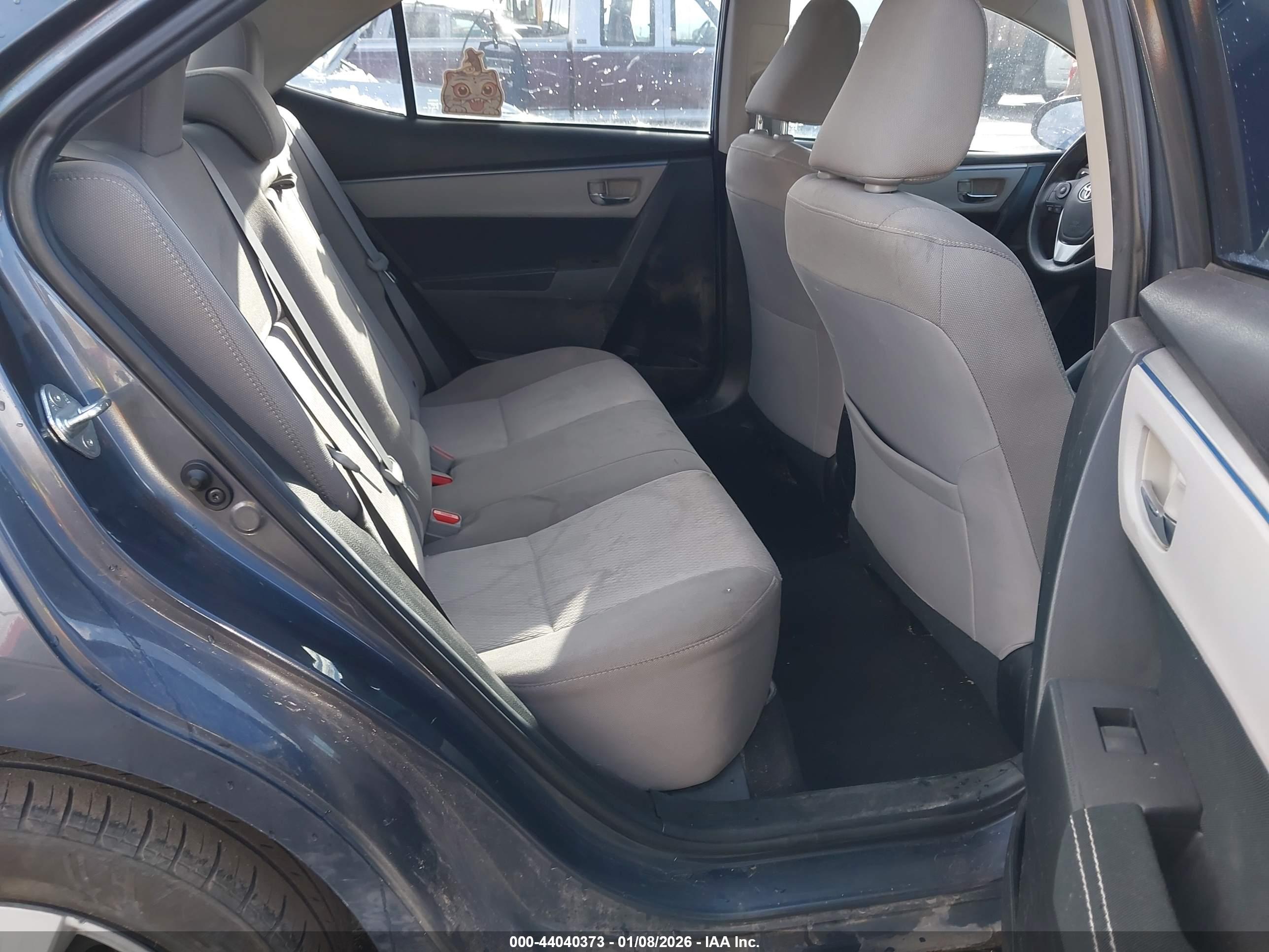 TOYOTA COROLLA image 8