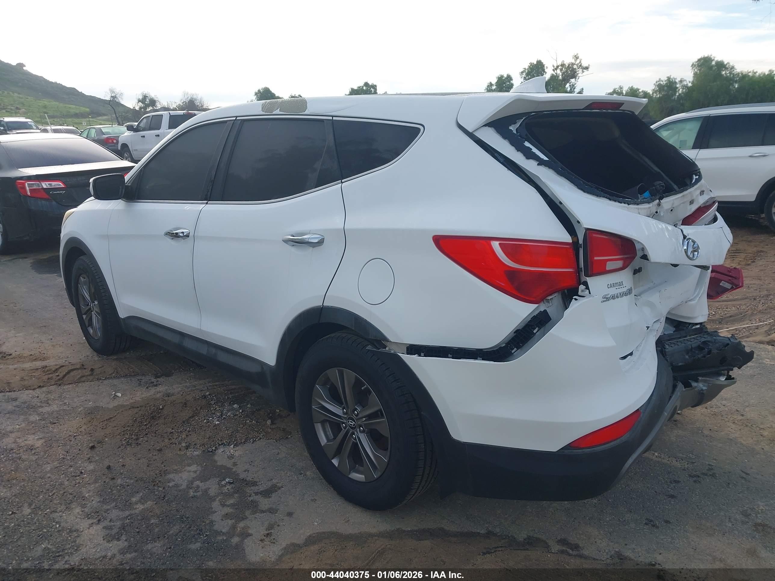 HYUNDAI SANTA image 3