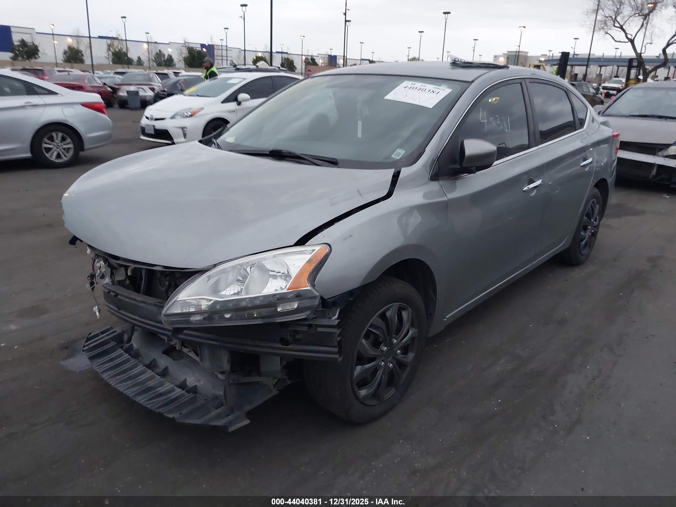 NISSAN SENTRA image 2