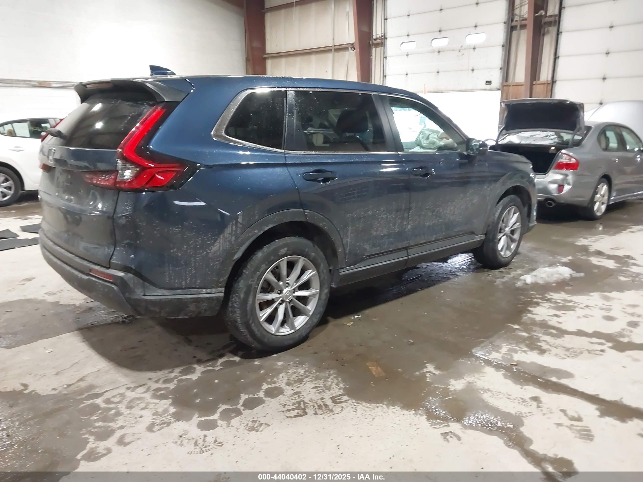 HONDA CR-V image 4