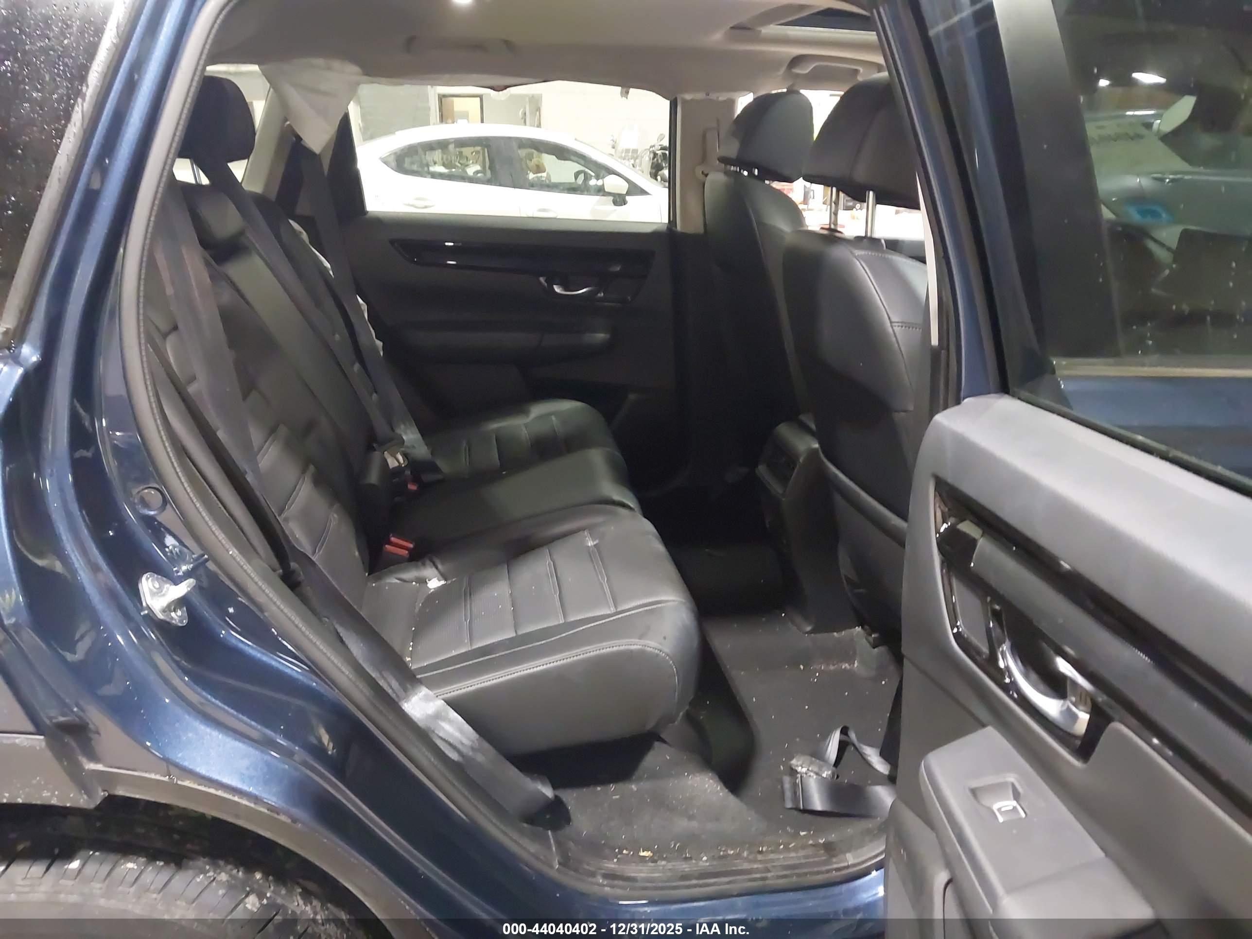 HONDA CR-V image 8