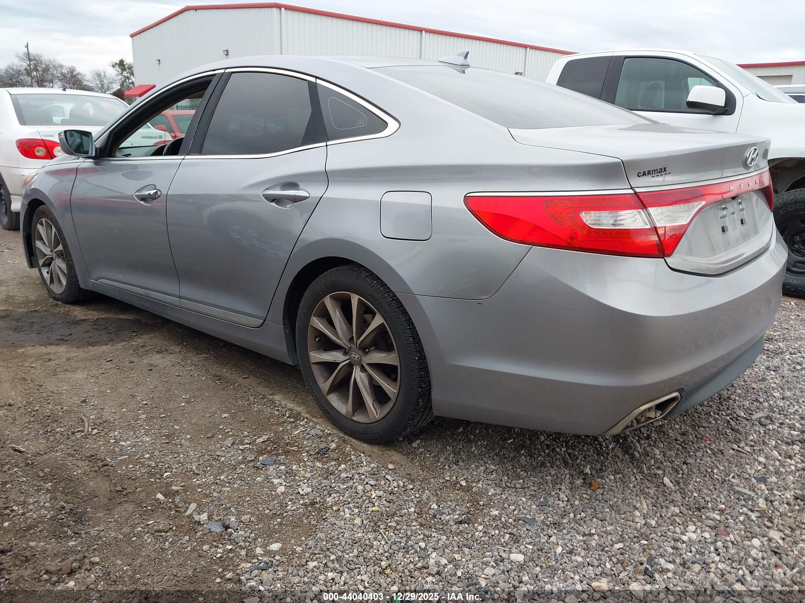 HYUNDAI AZERA image 3