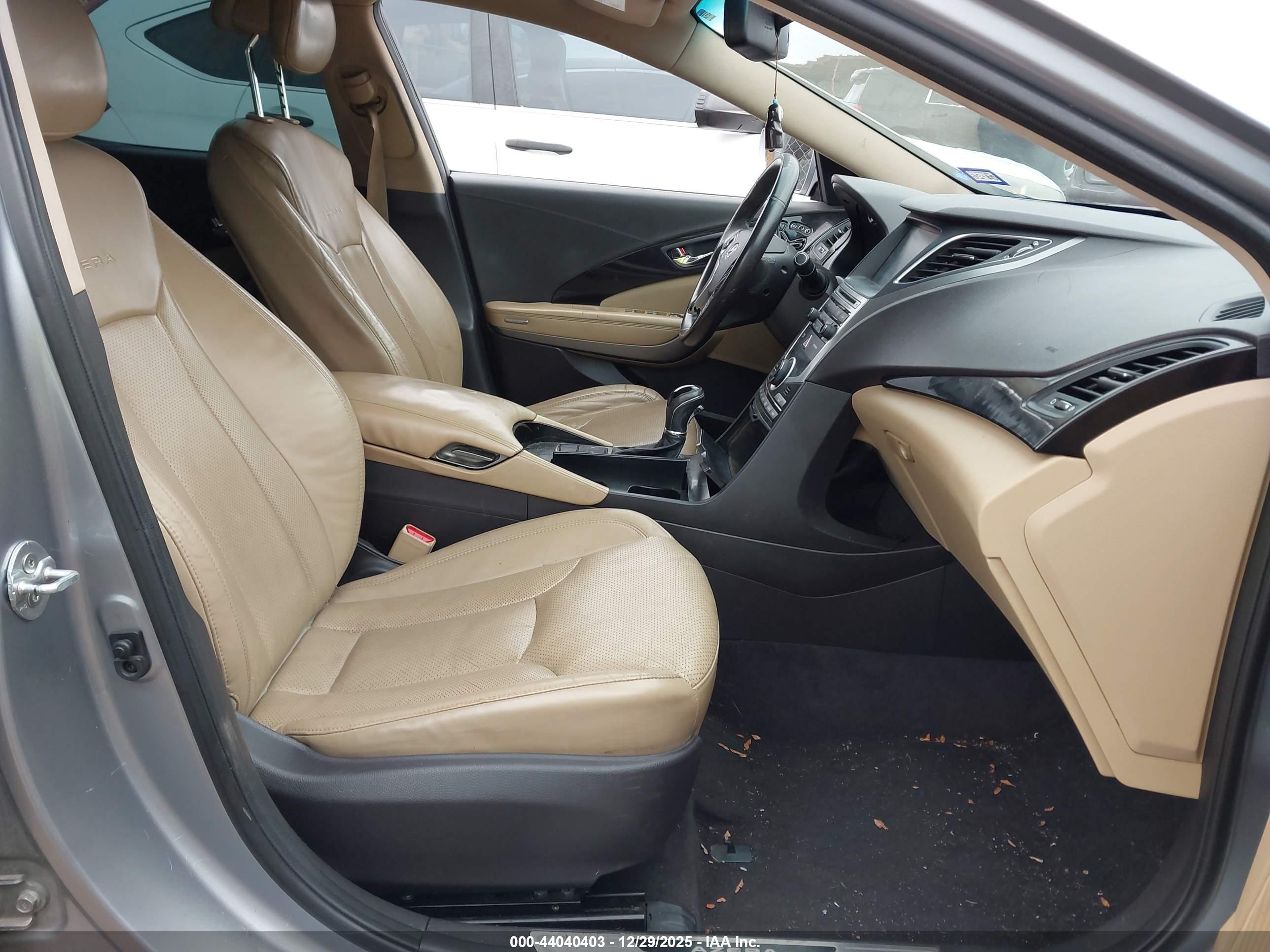 HYUNDAI AZERA image 5