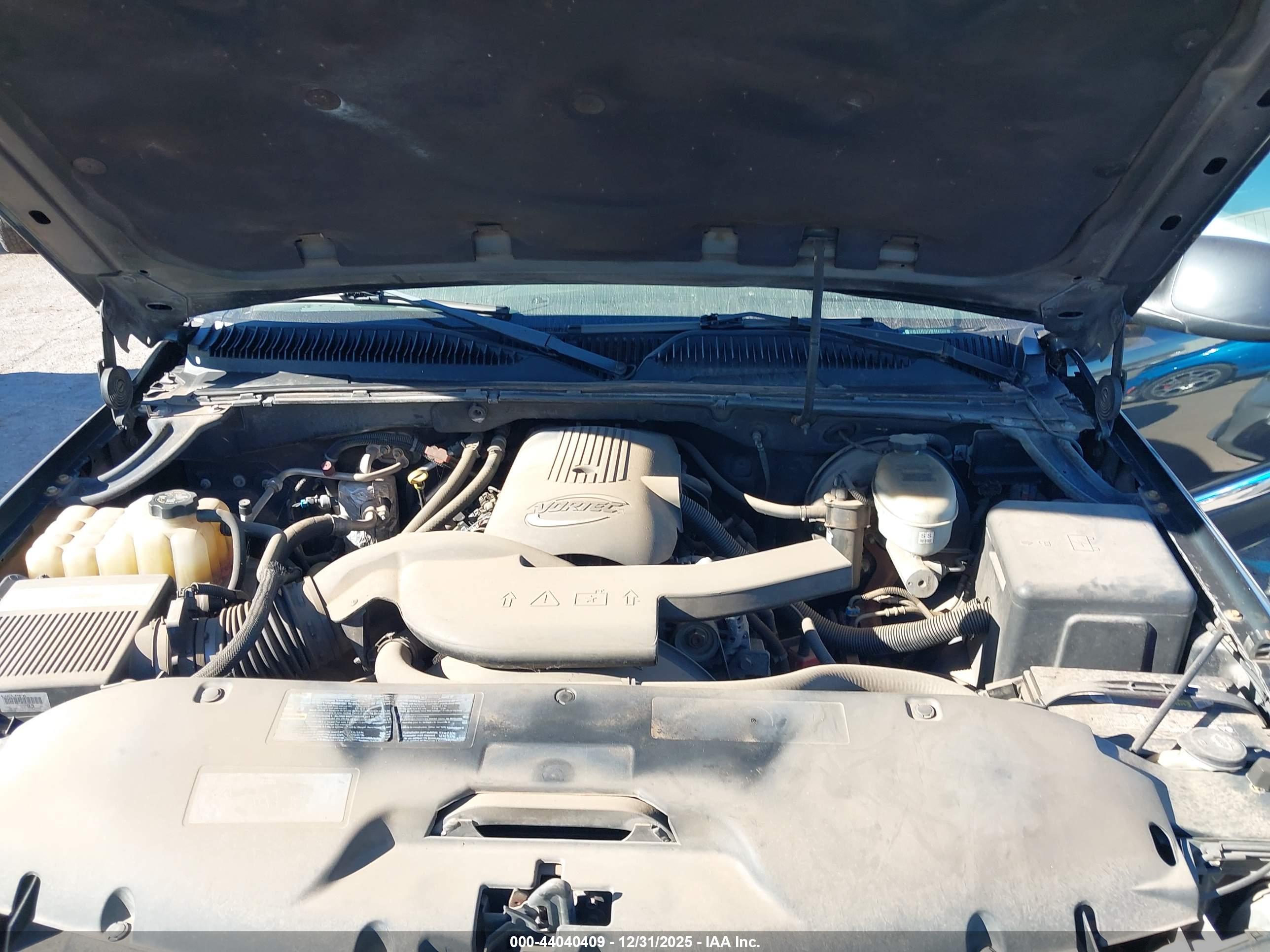 GMC YUKON image 10