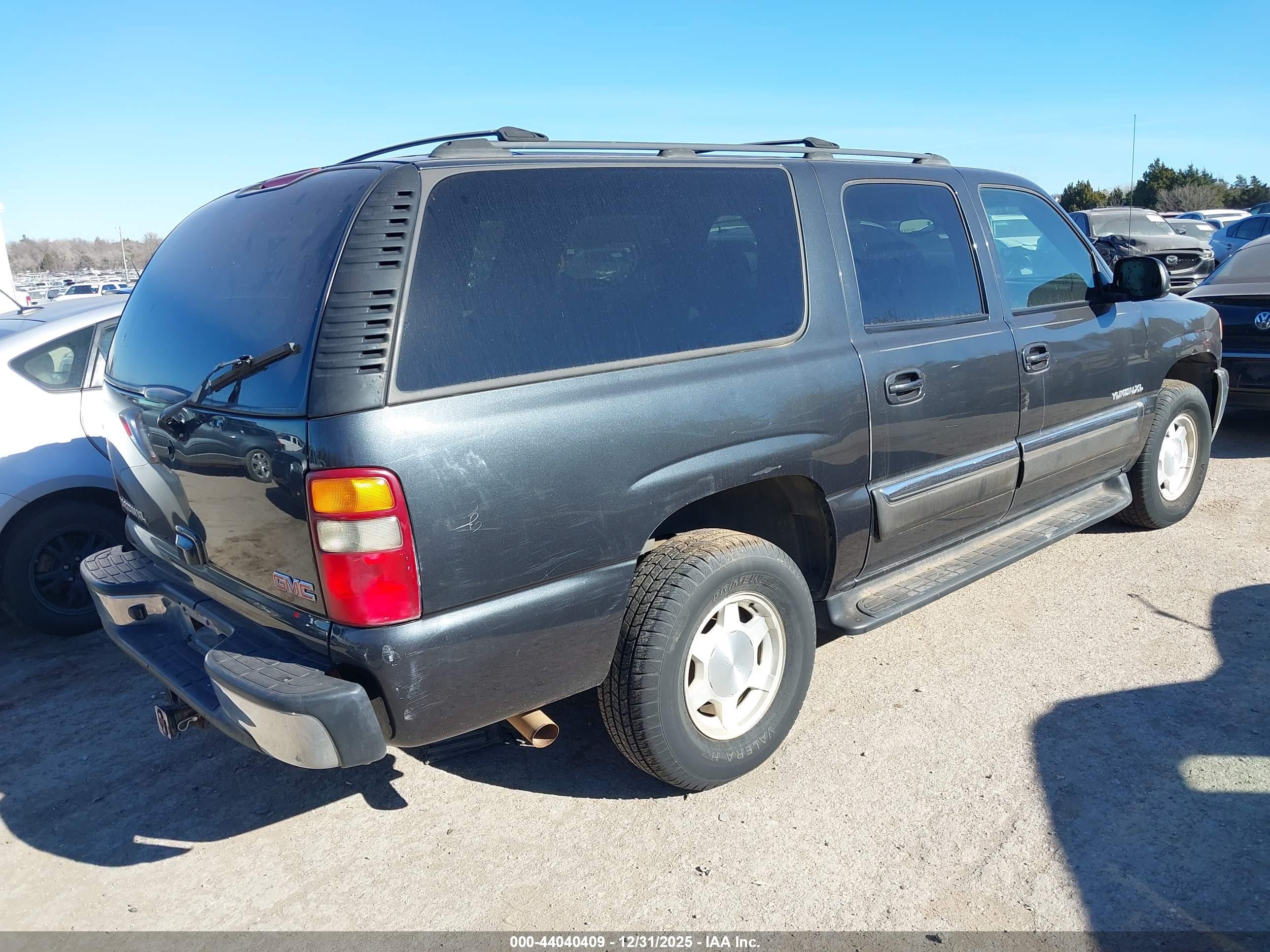 GMC YUKON image 4
