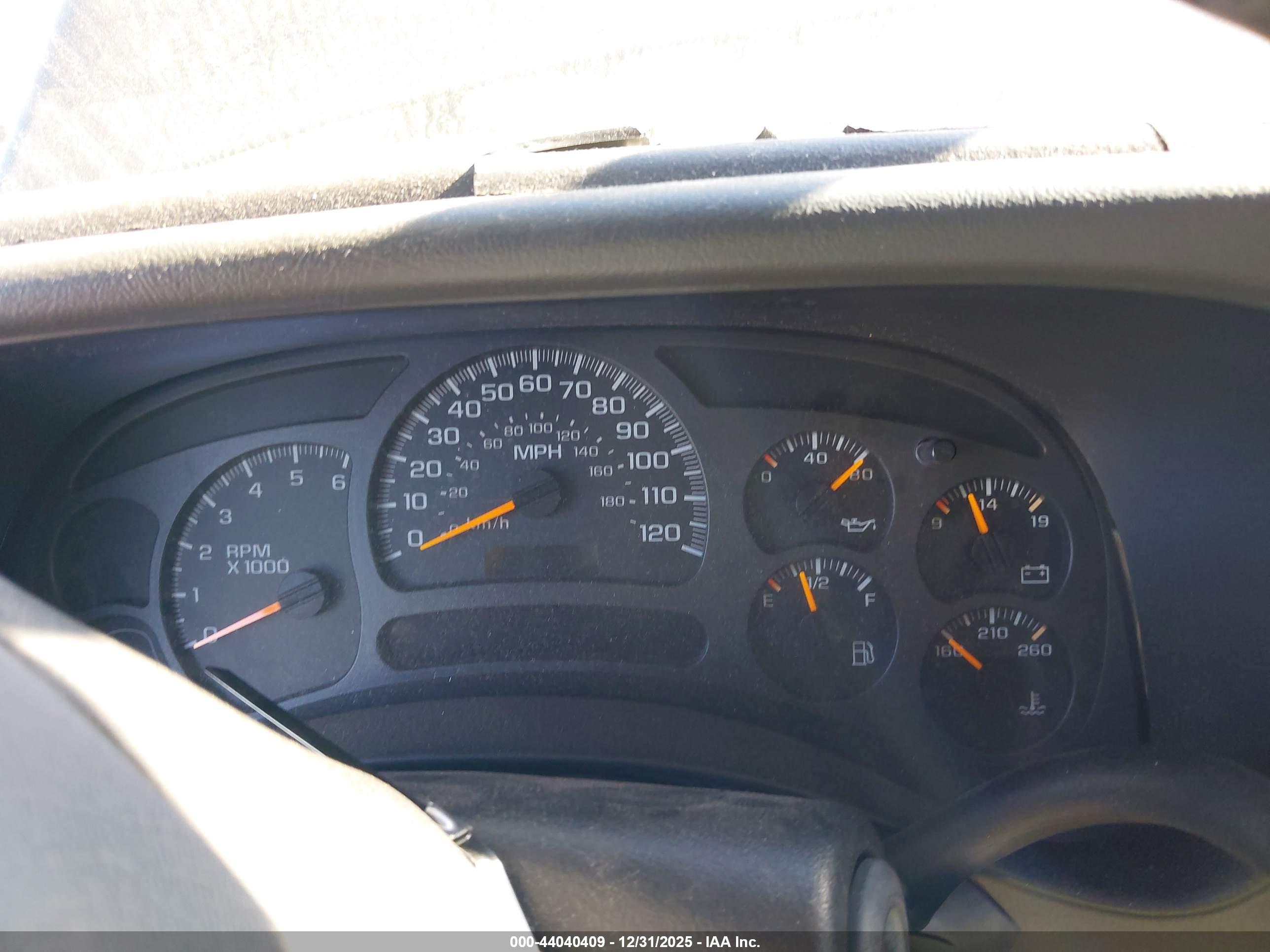 GMC YUKON image 7