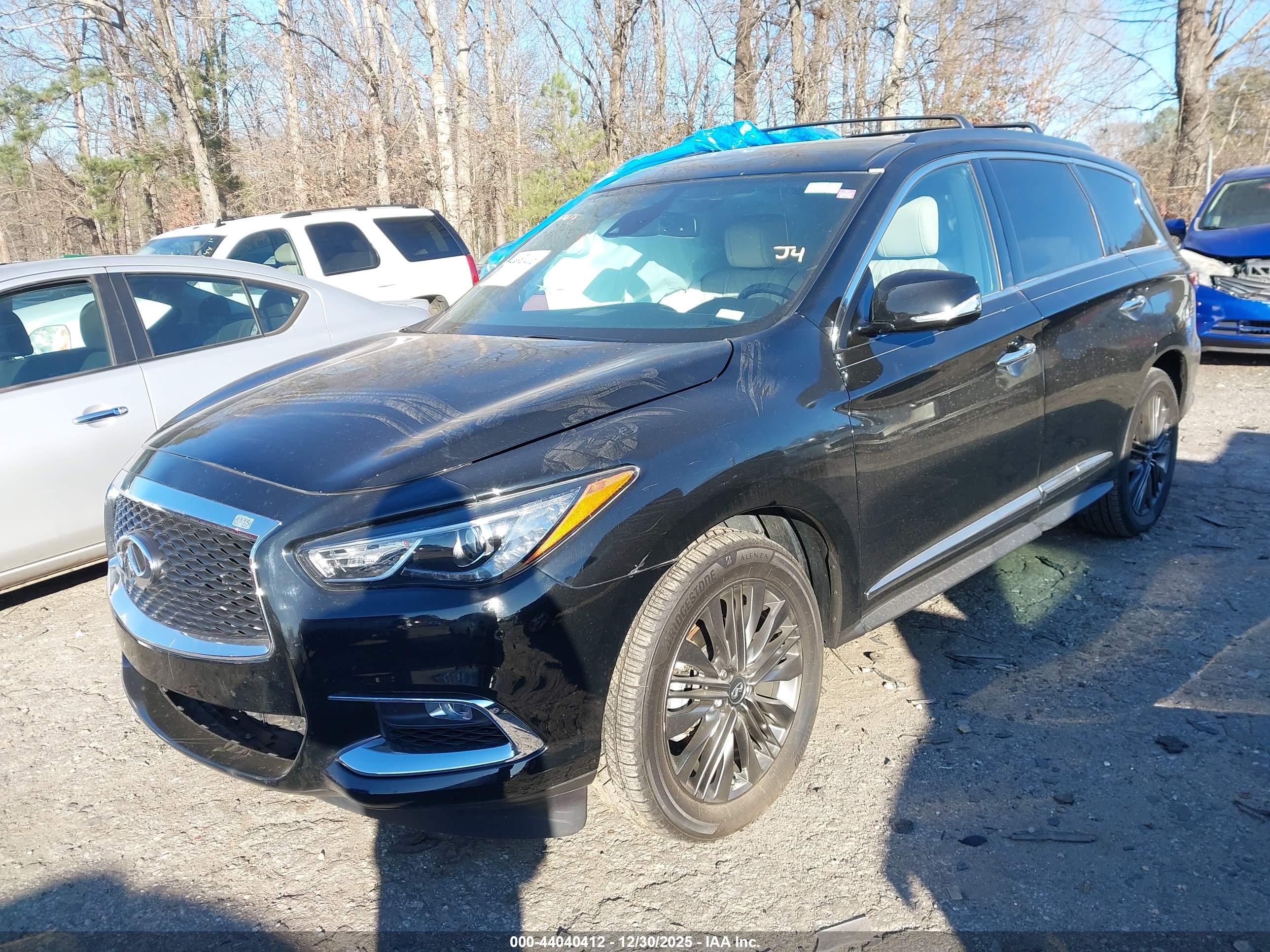 INFINITI QX60 image 2
