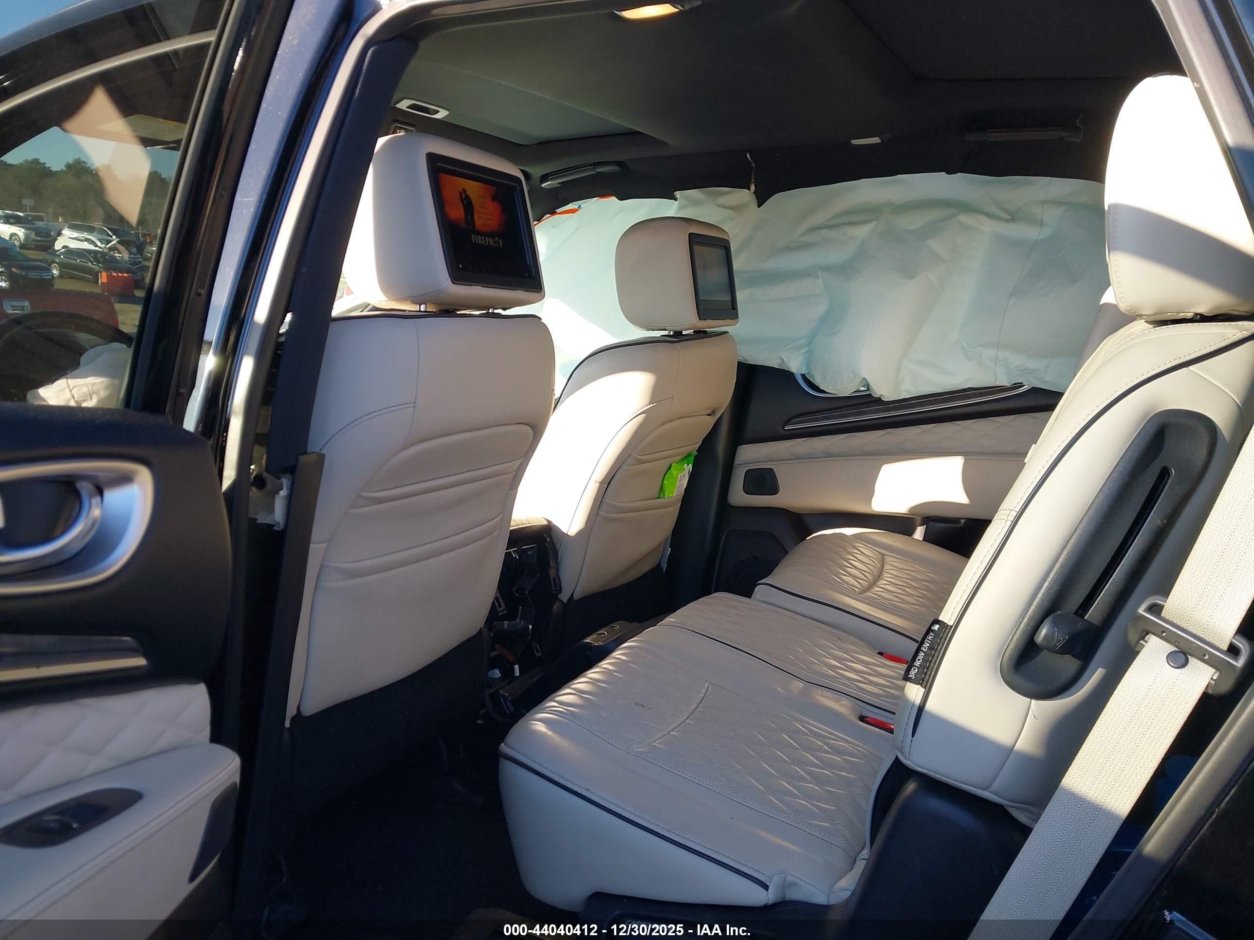 INFINITI QX60 image 8