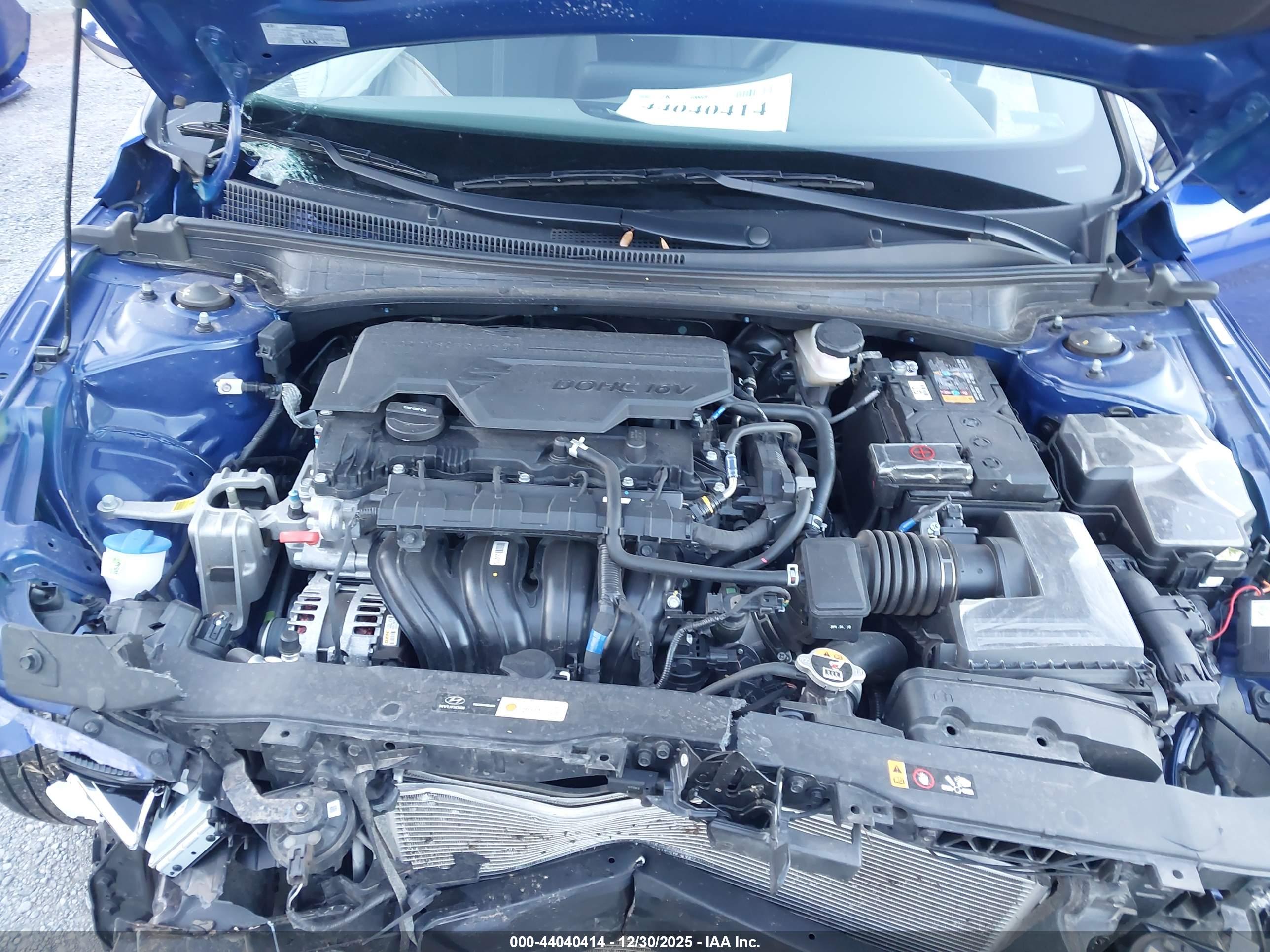 HYUNDAI ELANTRA image 10