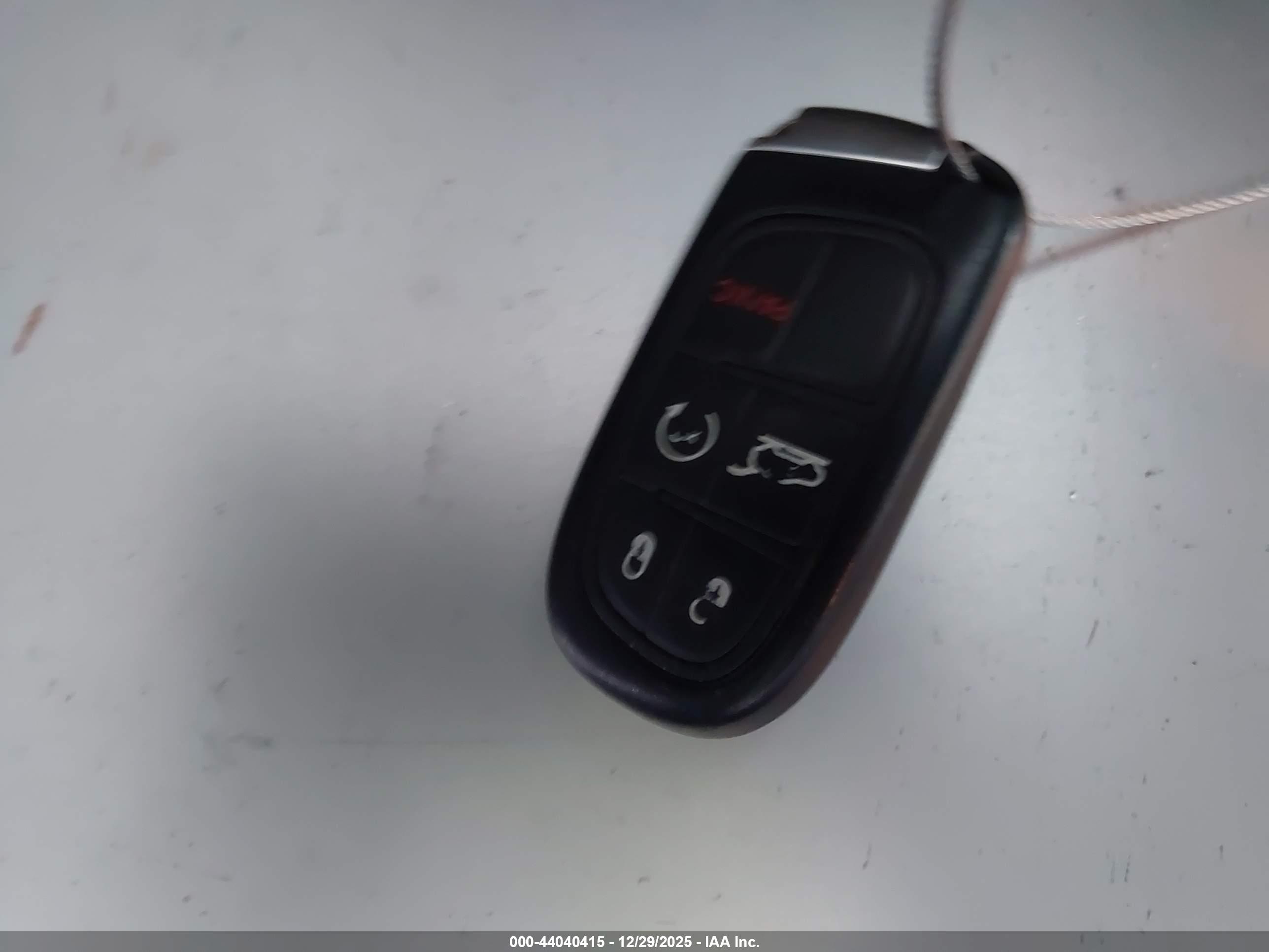 JEEP CHEROKEE image 11