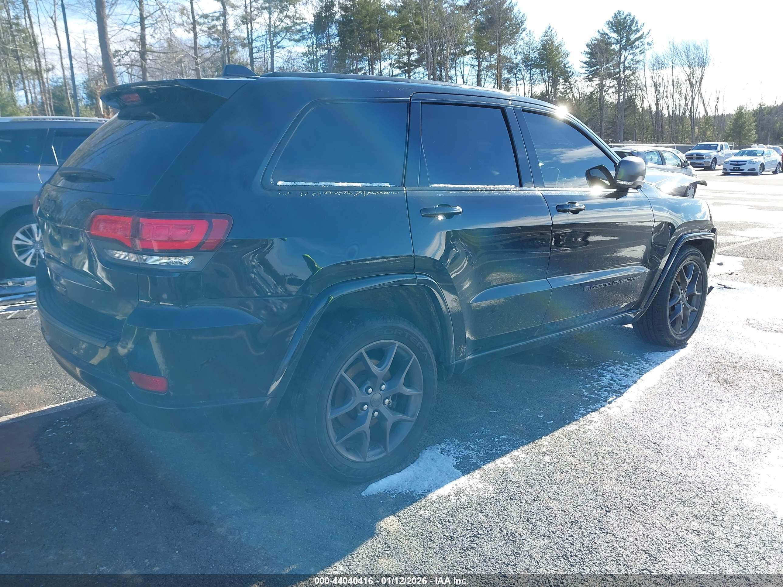 JEEP GRAND image 4