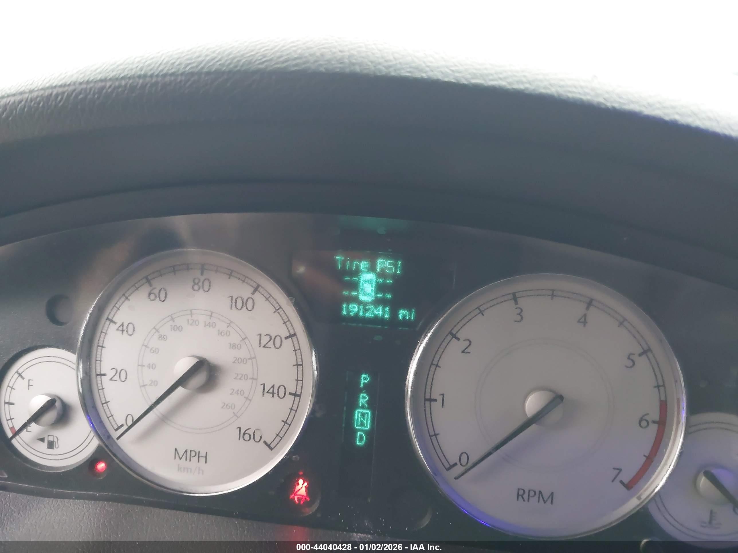 CHRYSLER 300C image 7