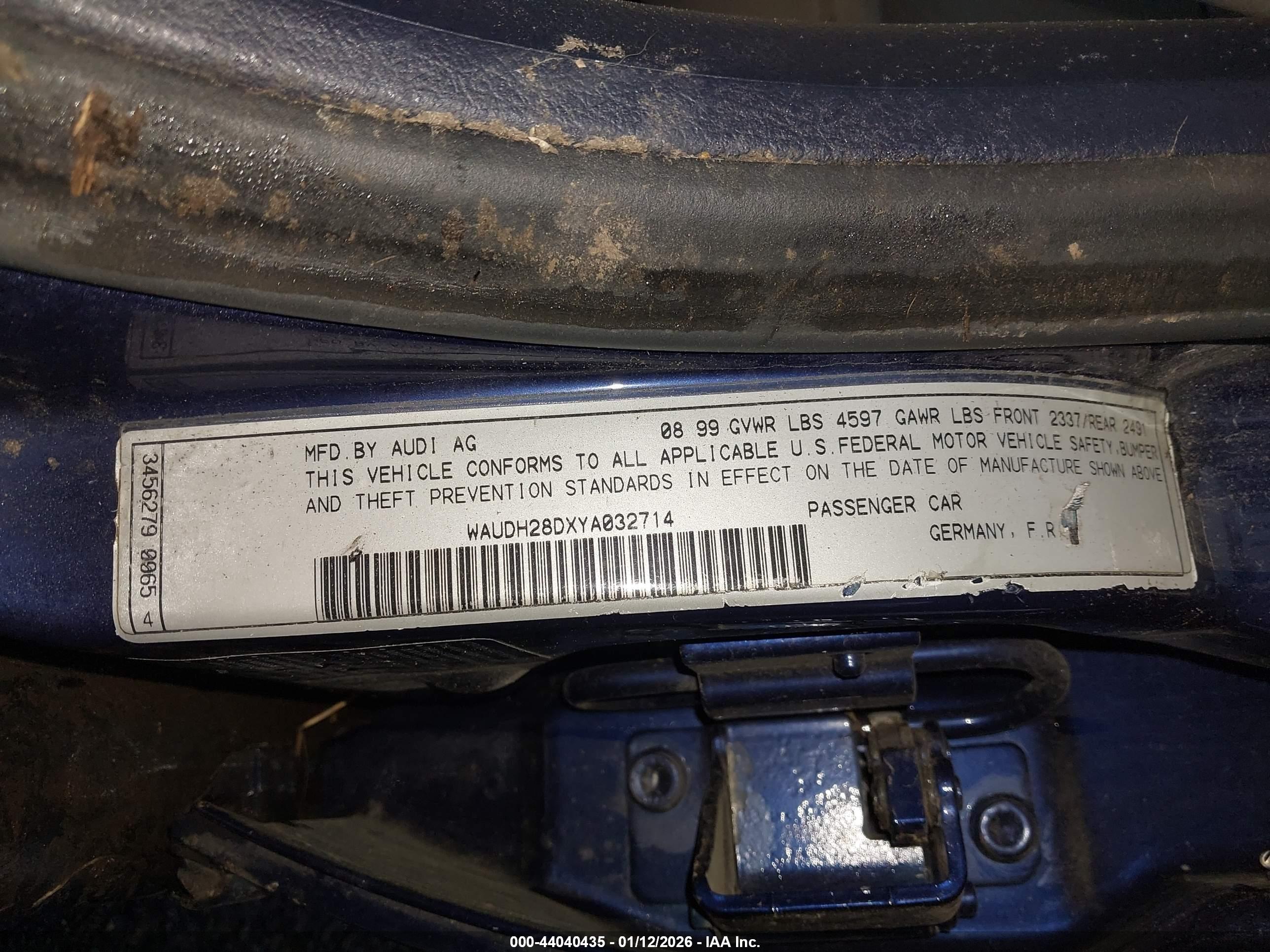 AUDI A4 image 9