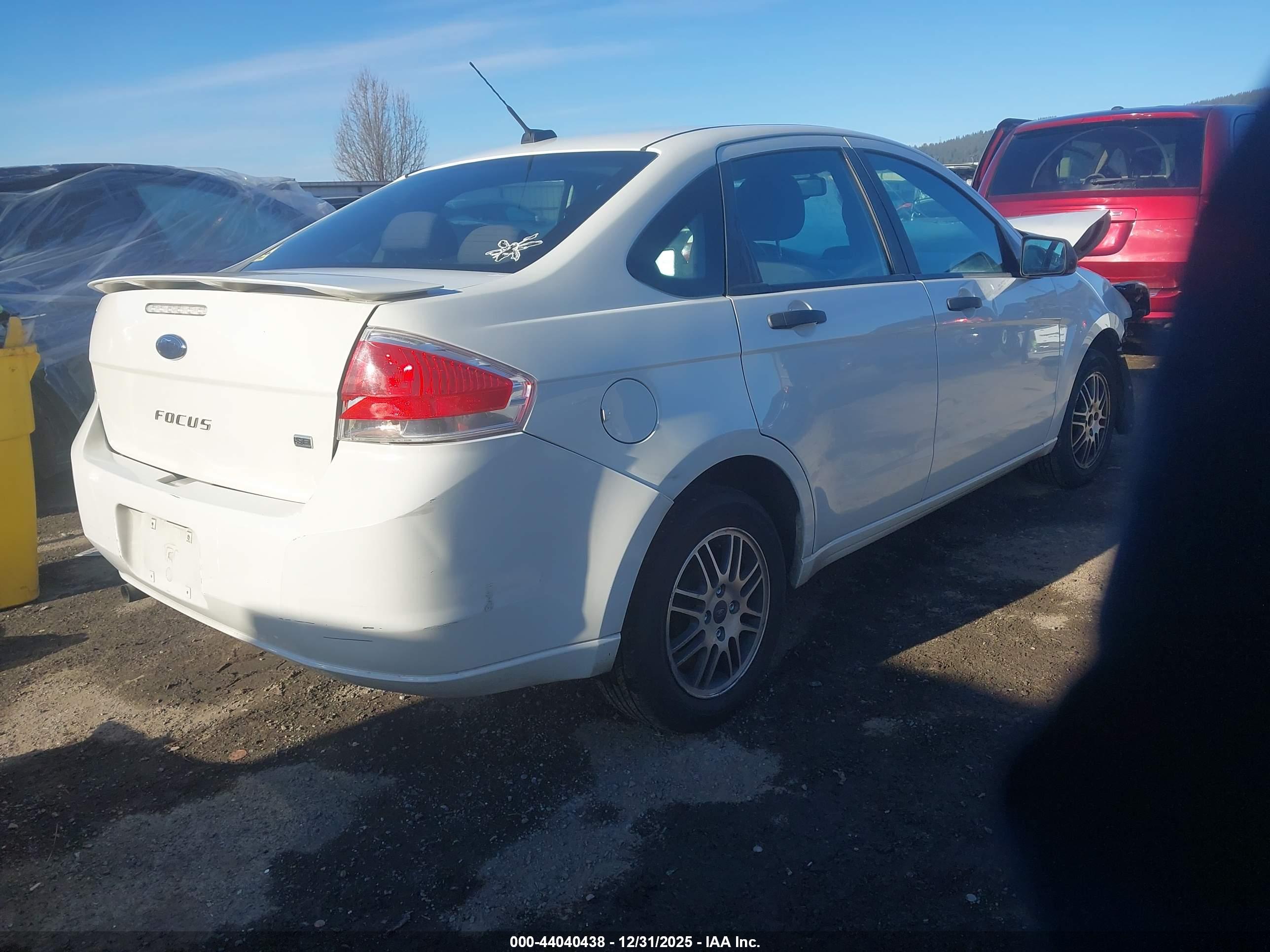 FORD FOCUS image 4