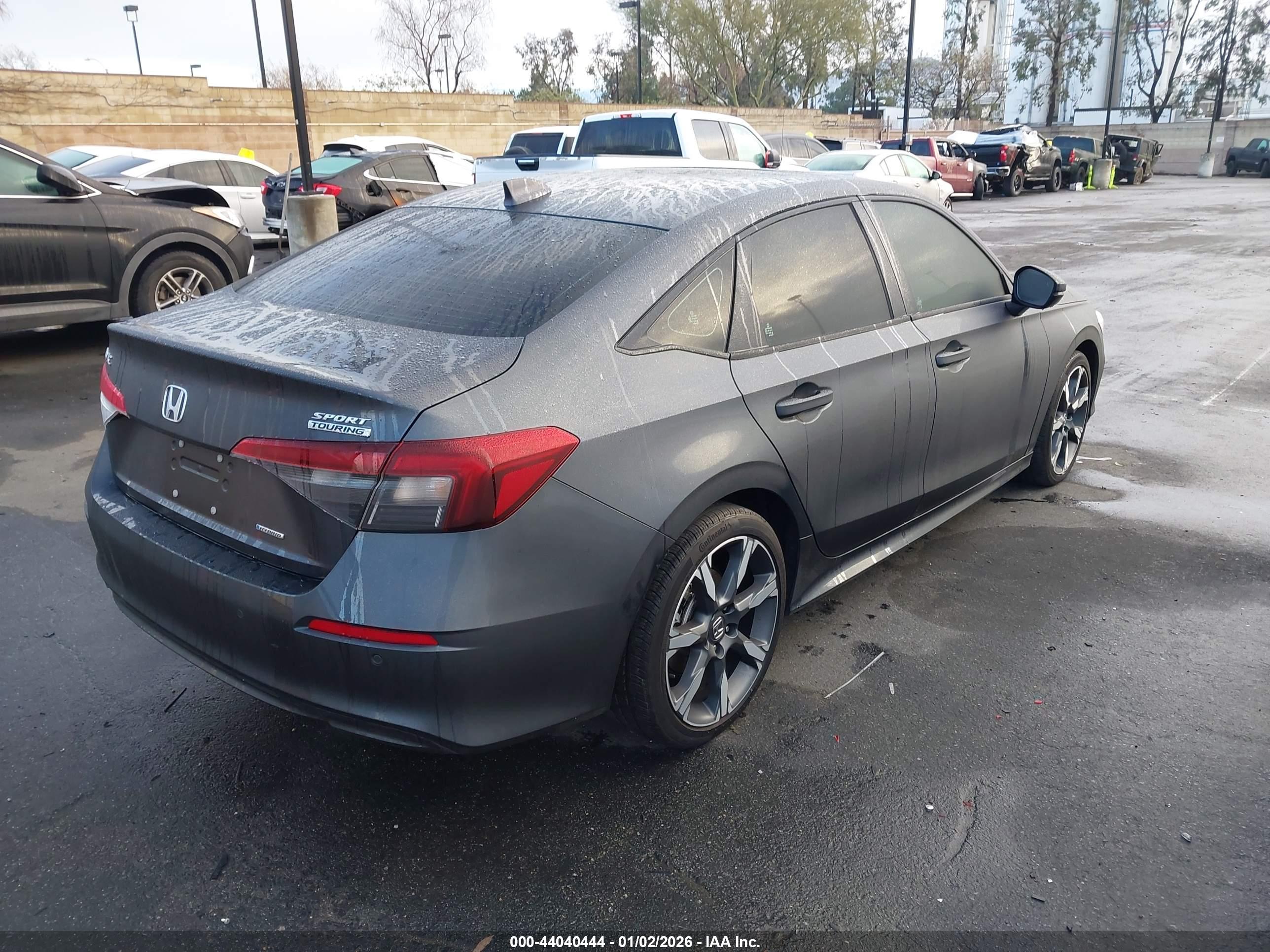 HONDA CIVIC image 4