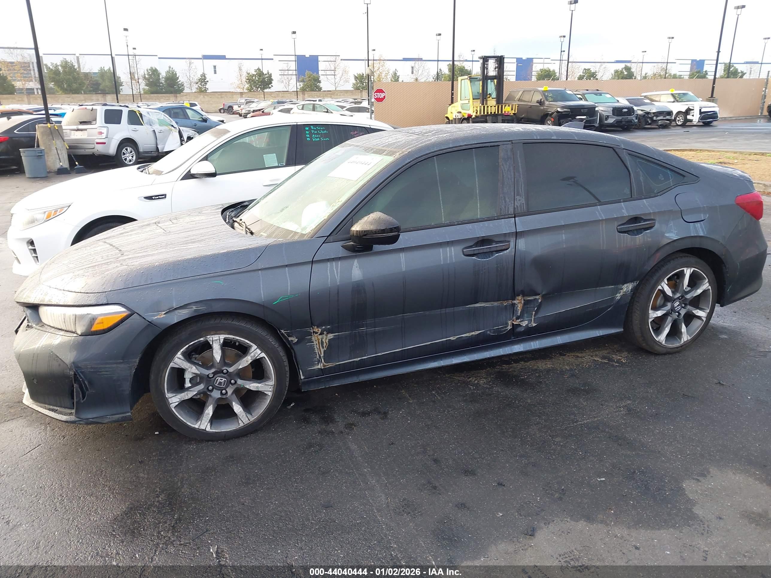 HONDA CIVIC image 6