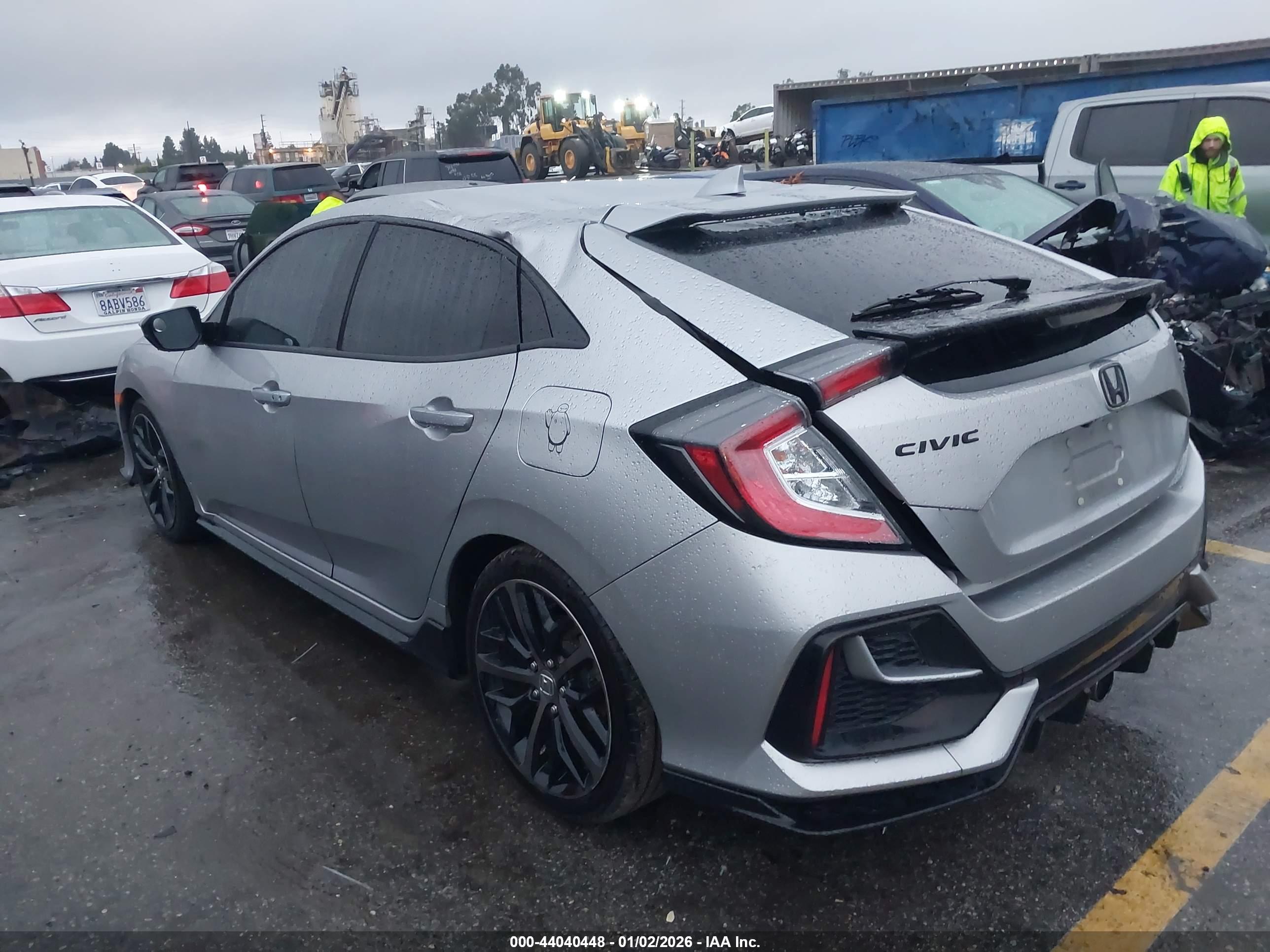 HONDA CIVIC image 3