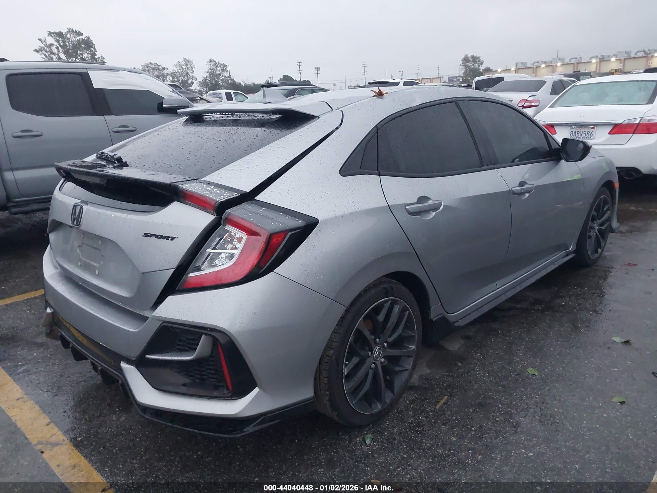 HONDA CIVIC image 4
