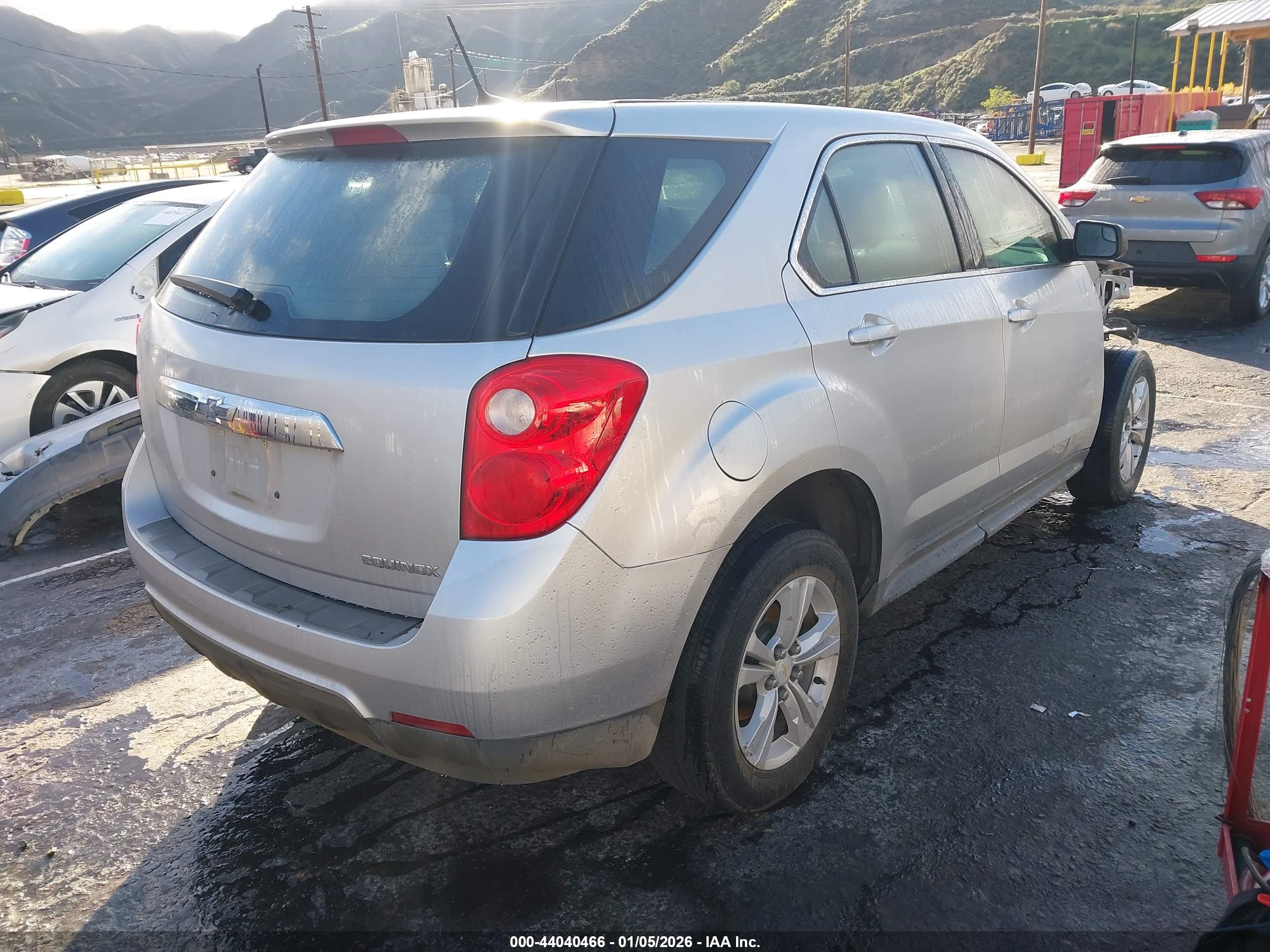 CHEVROLET EQUINOX image 4