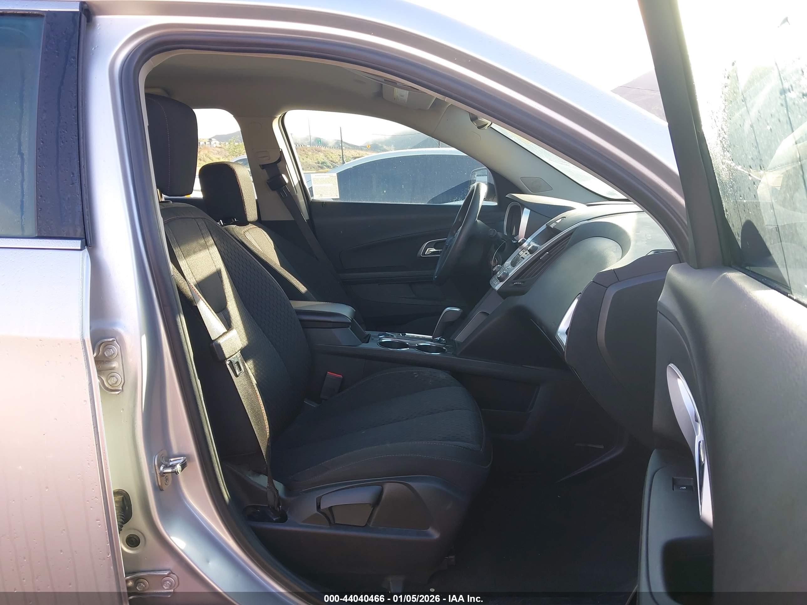 CHEVROLET EQUINOX image 5